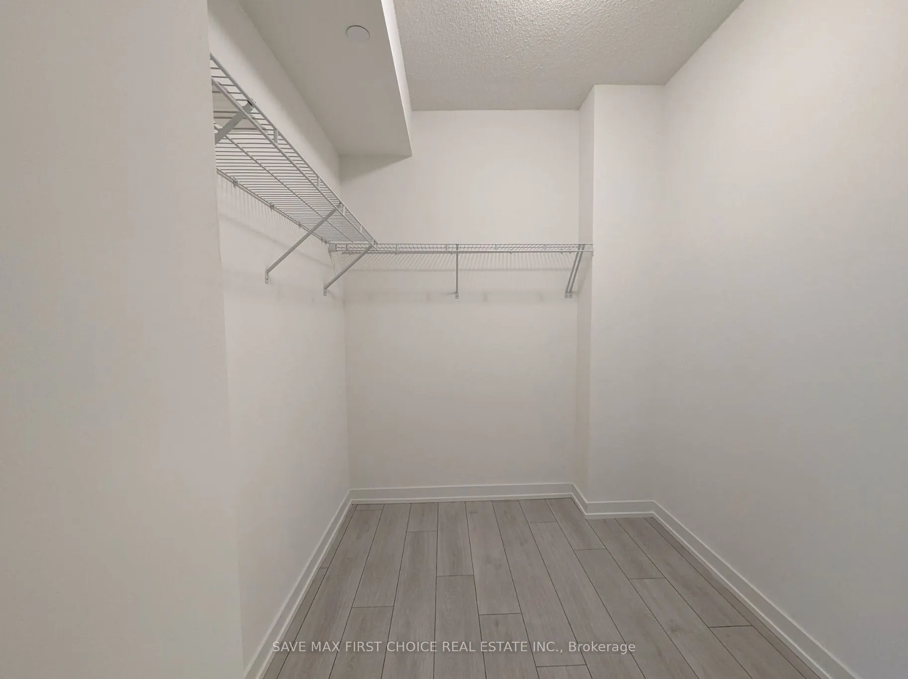 55 Duke Street West, #608