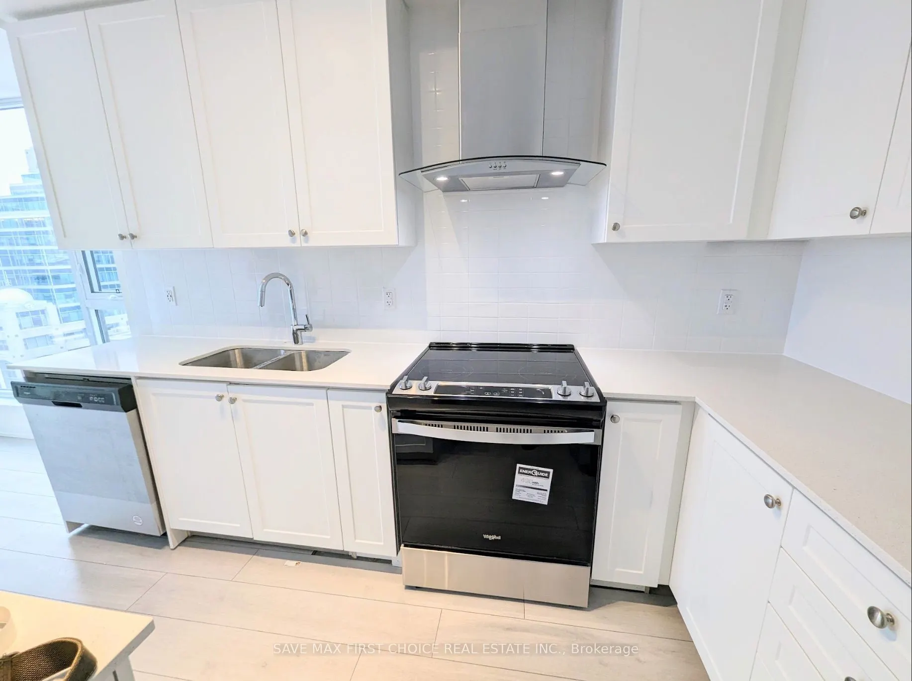 55 Duke Street West, #608