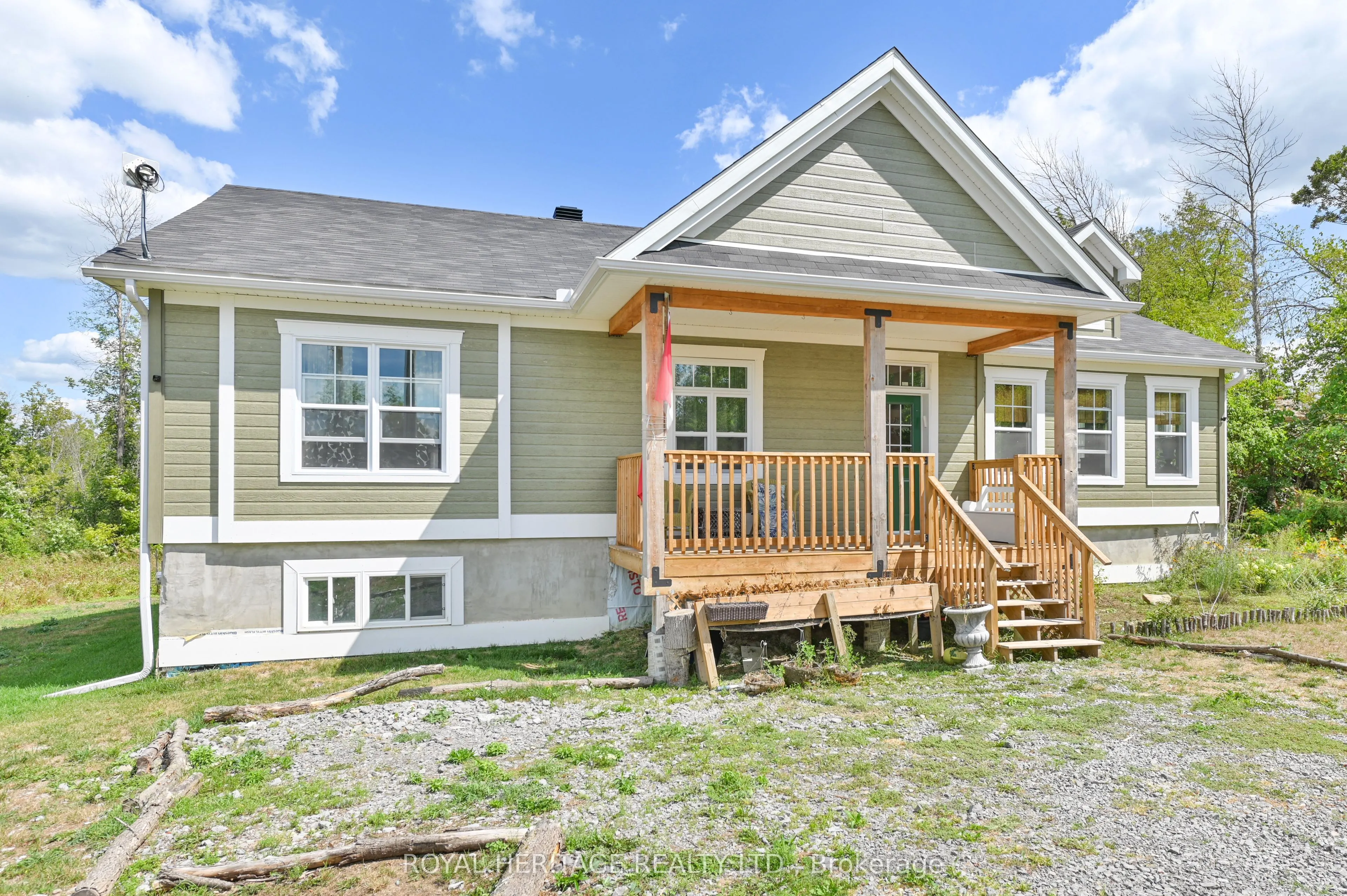 202 Skootamatta Lane