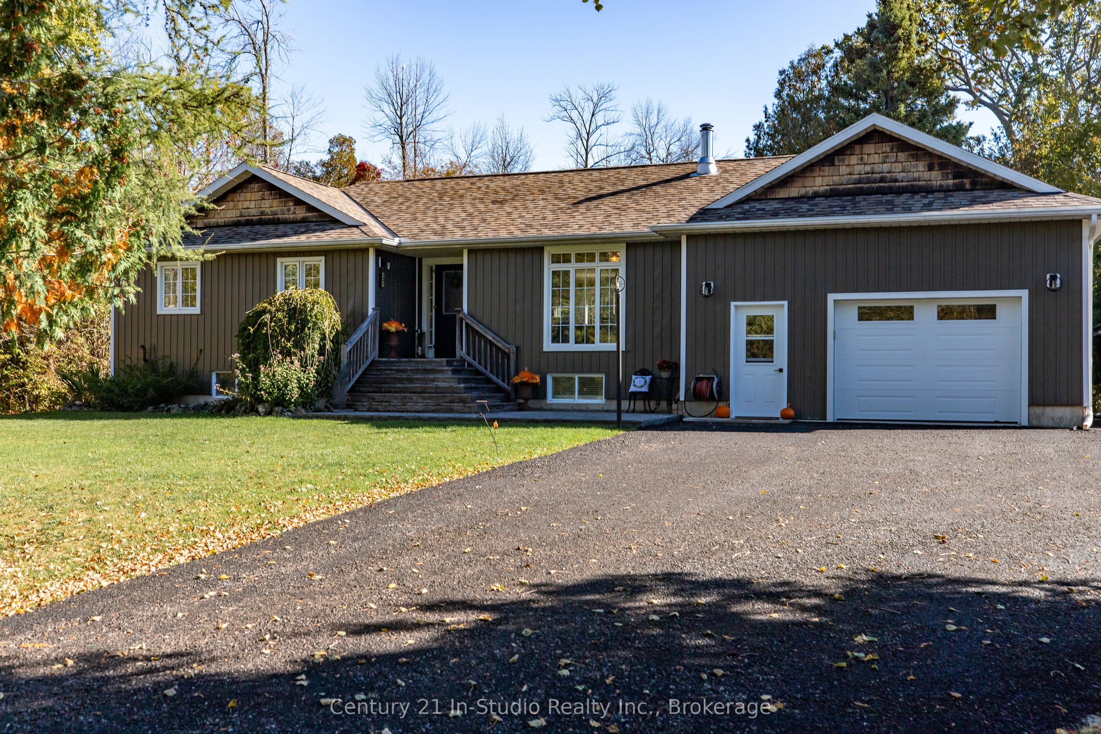 23 Pierce Street N
