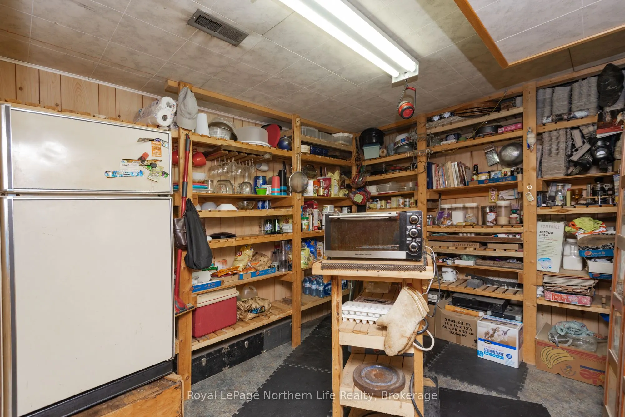 903 Highway 17 E