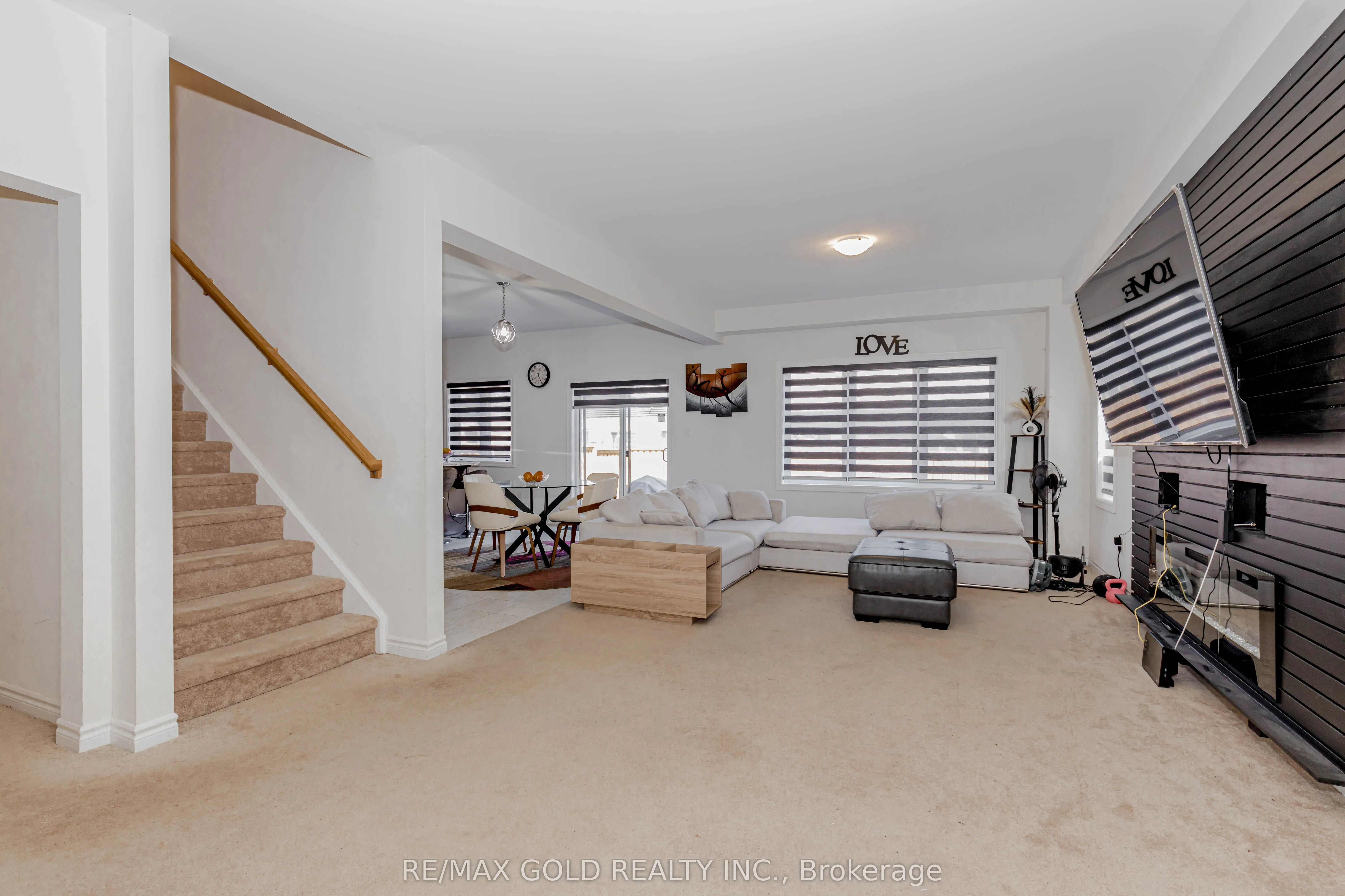55 Scenic Ridge Gate