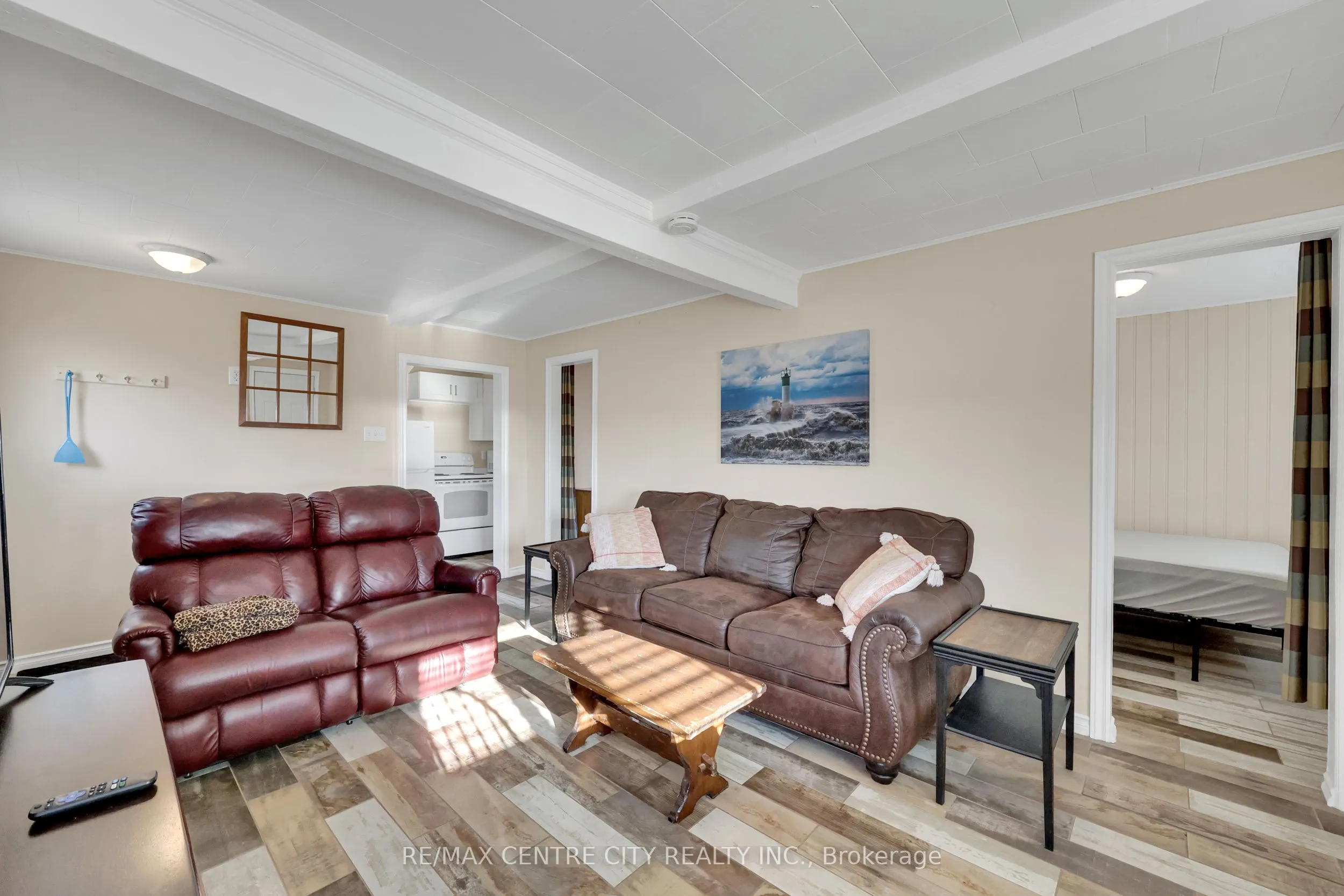 3143 Colin Street