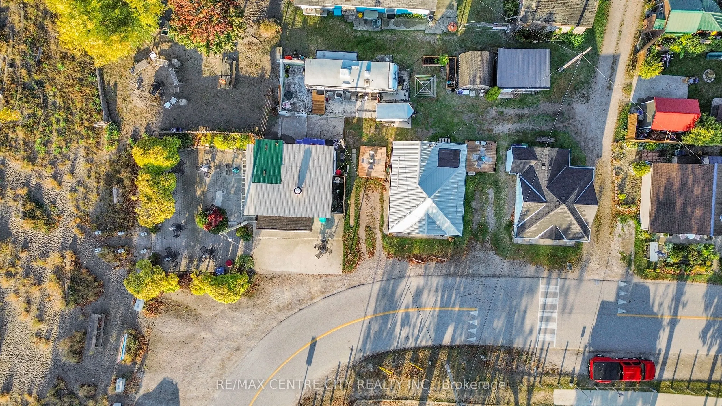 3143 Colin Street