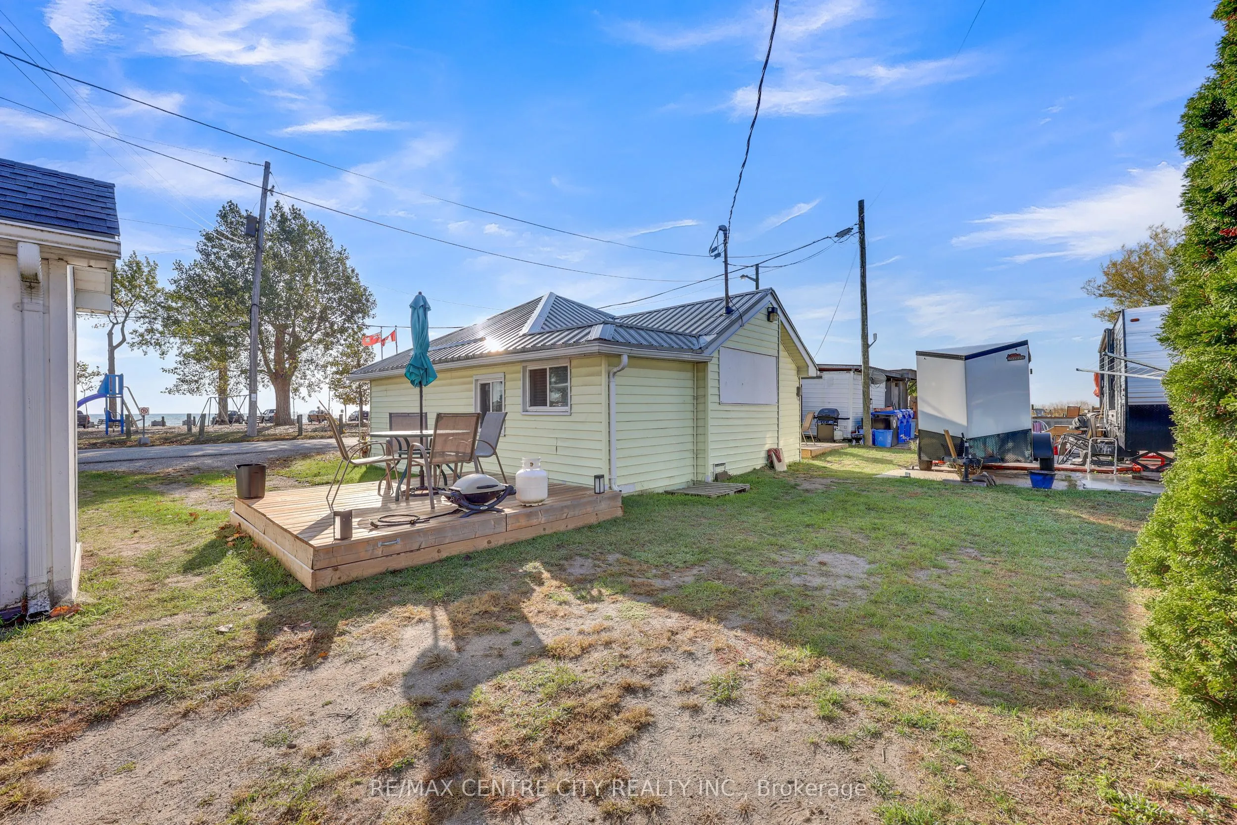 3143 Colin Street