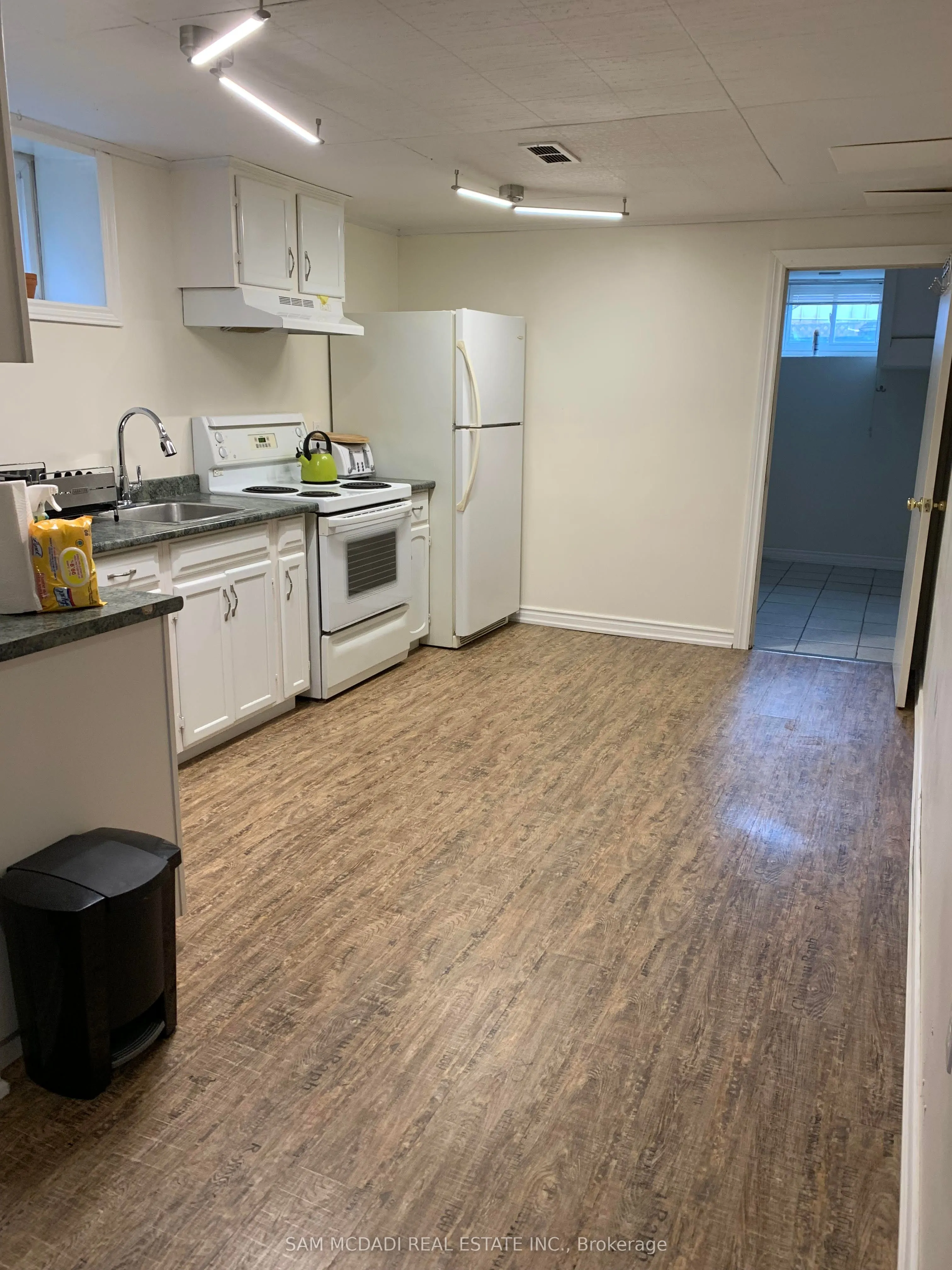 7003 Ann Street, #Lower