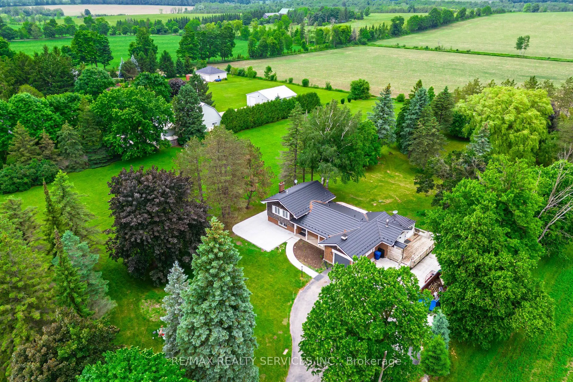 5587 Wellington Rd 86, Road E