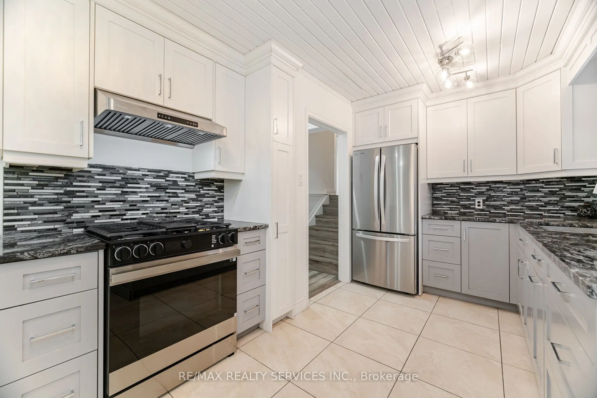 5587 Wellington Rd 86, Road E