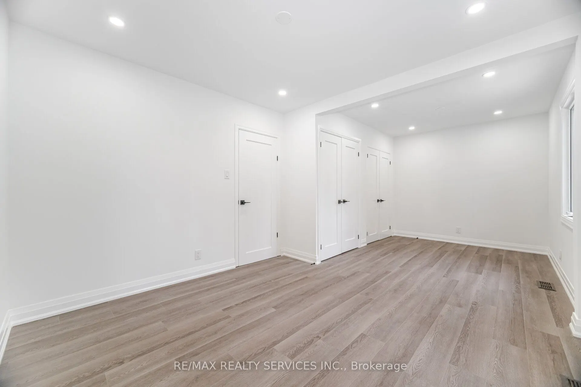 5587 Wellington Rd 86, Road E