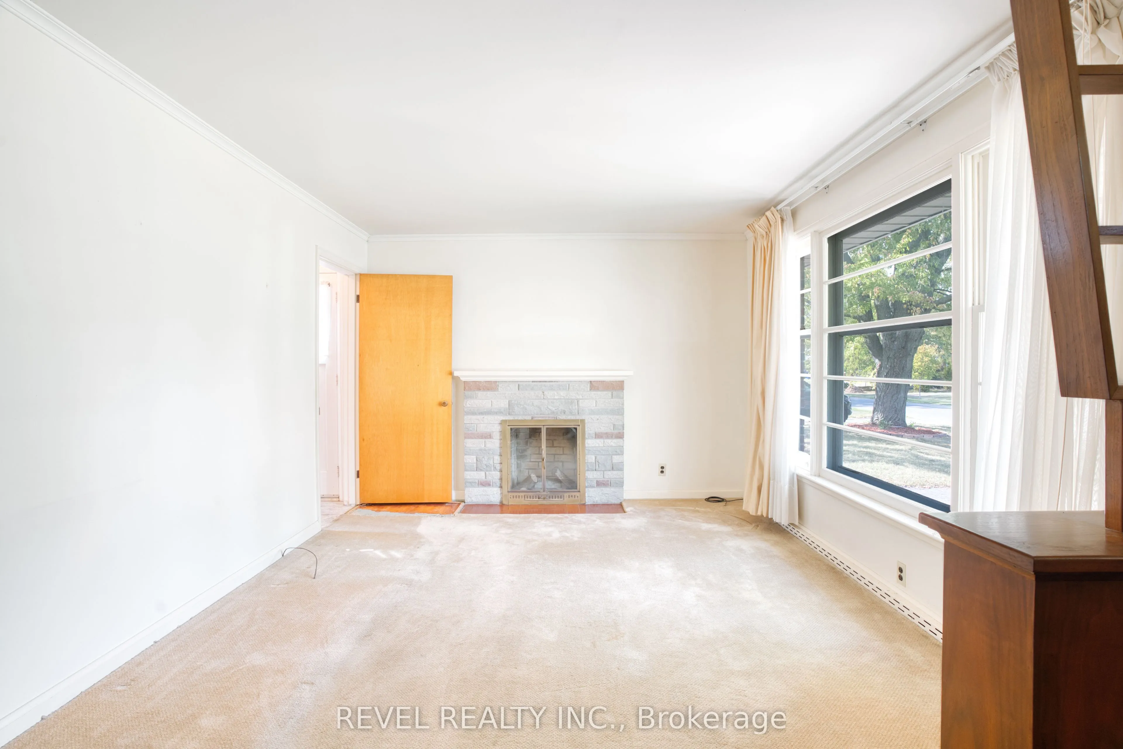 143 Oakside Street