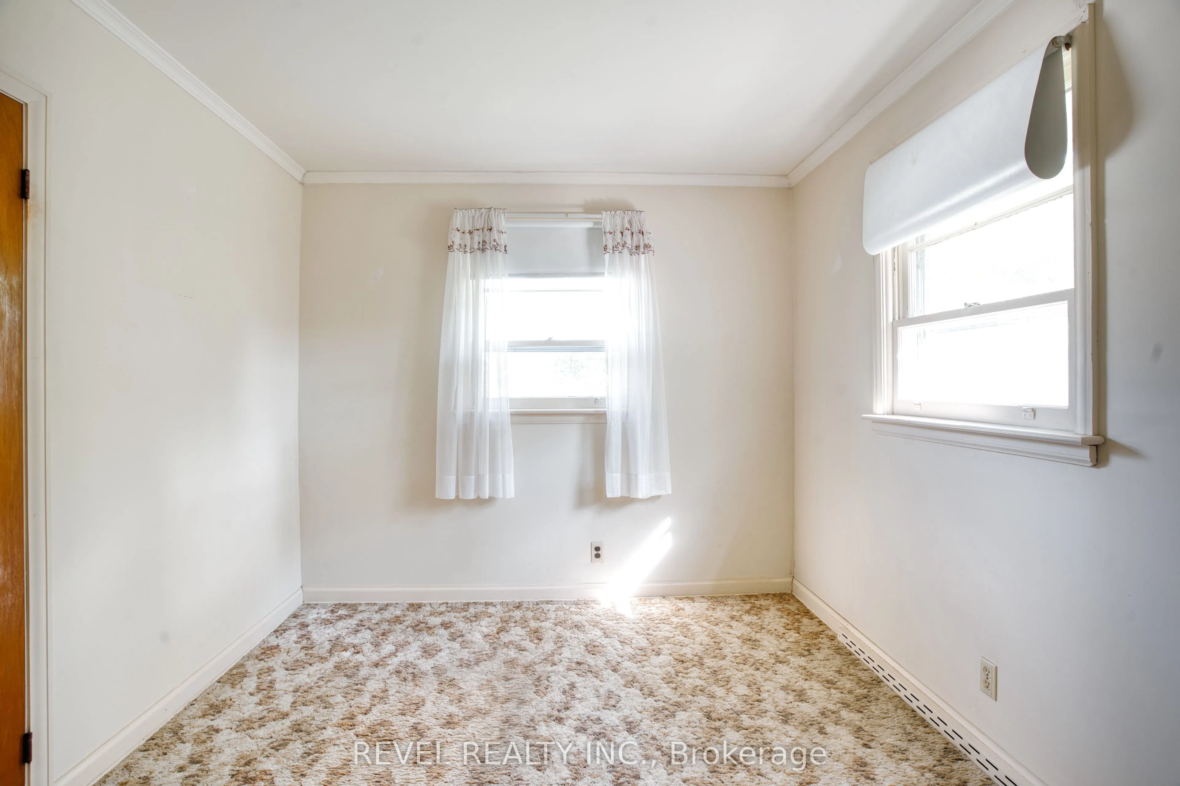 143 Oakside Street