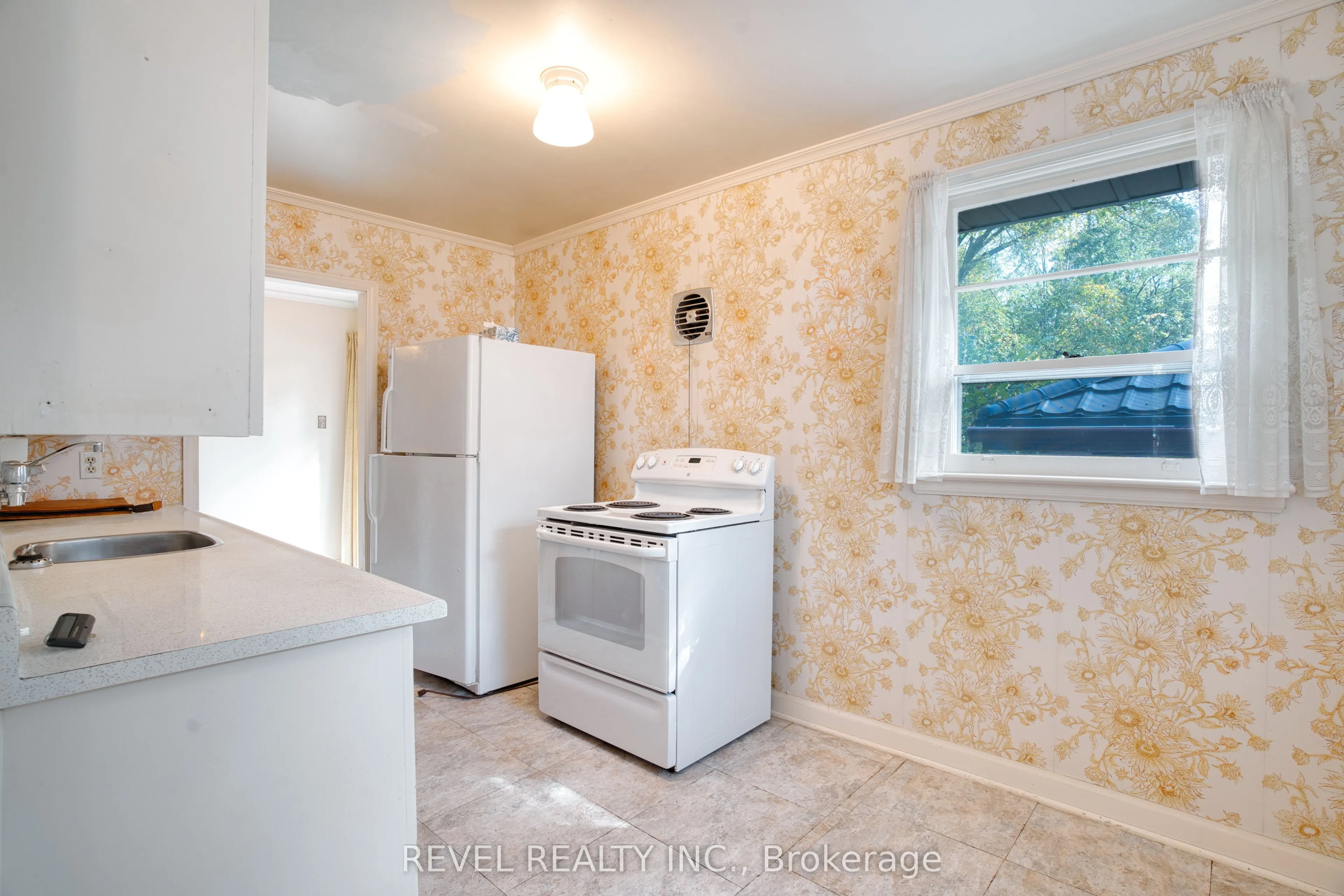 143 Oakside Street