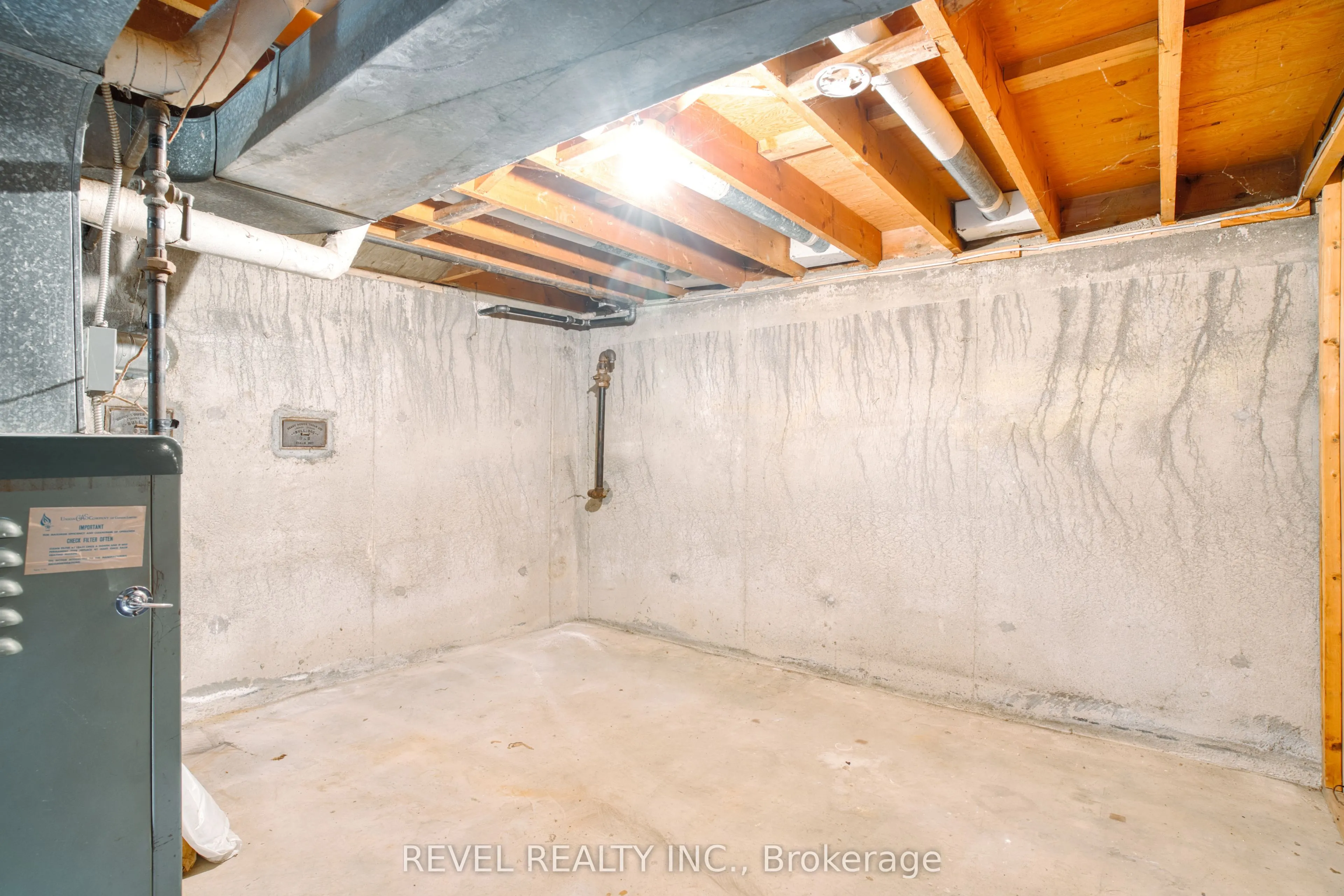 143 Oakside Street