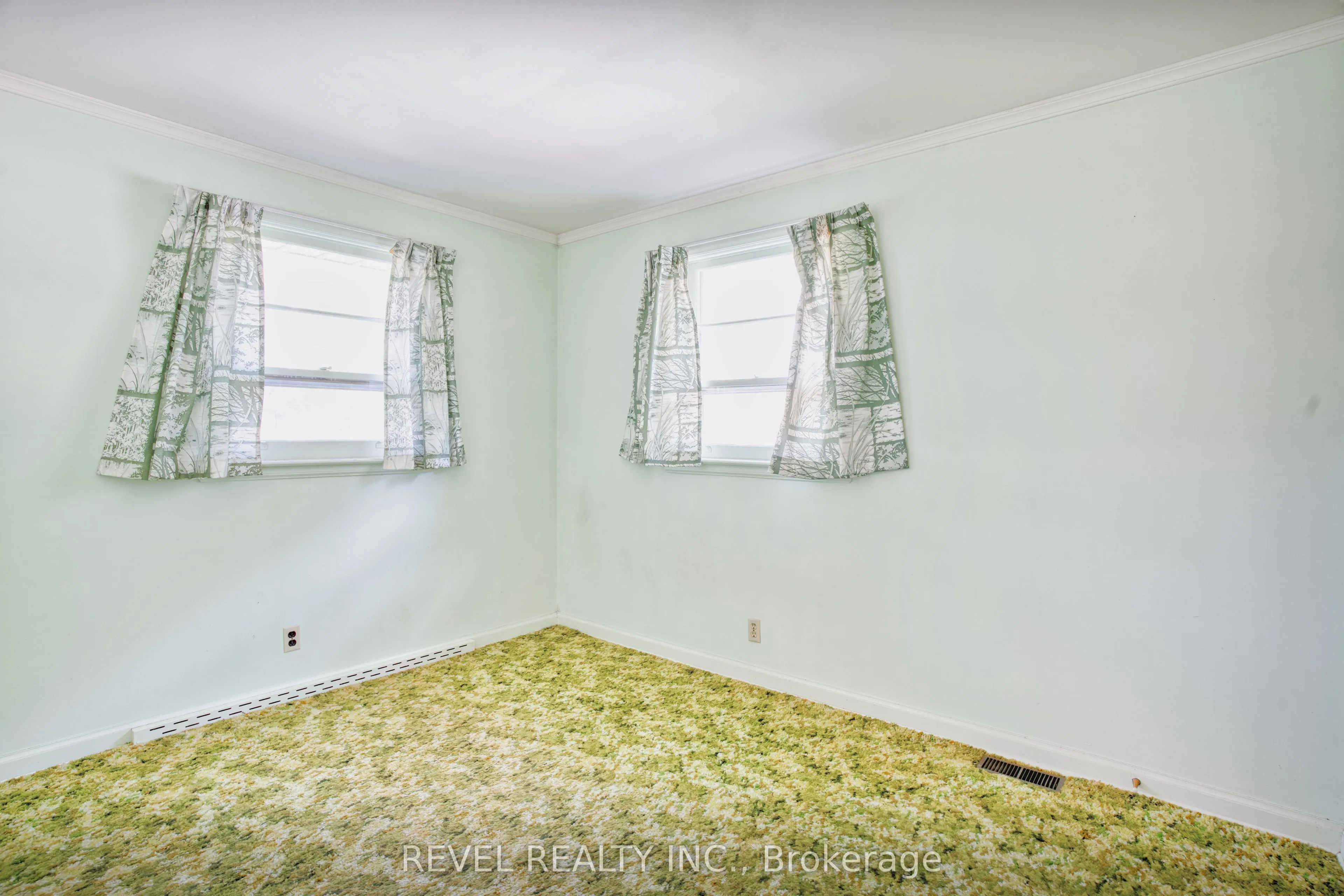143 Oakside Street