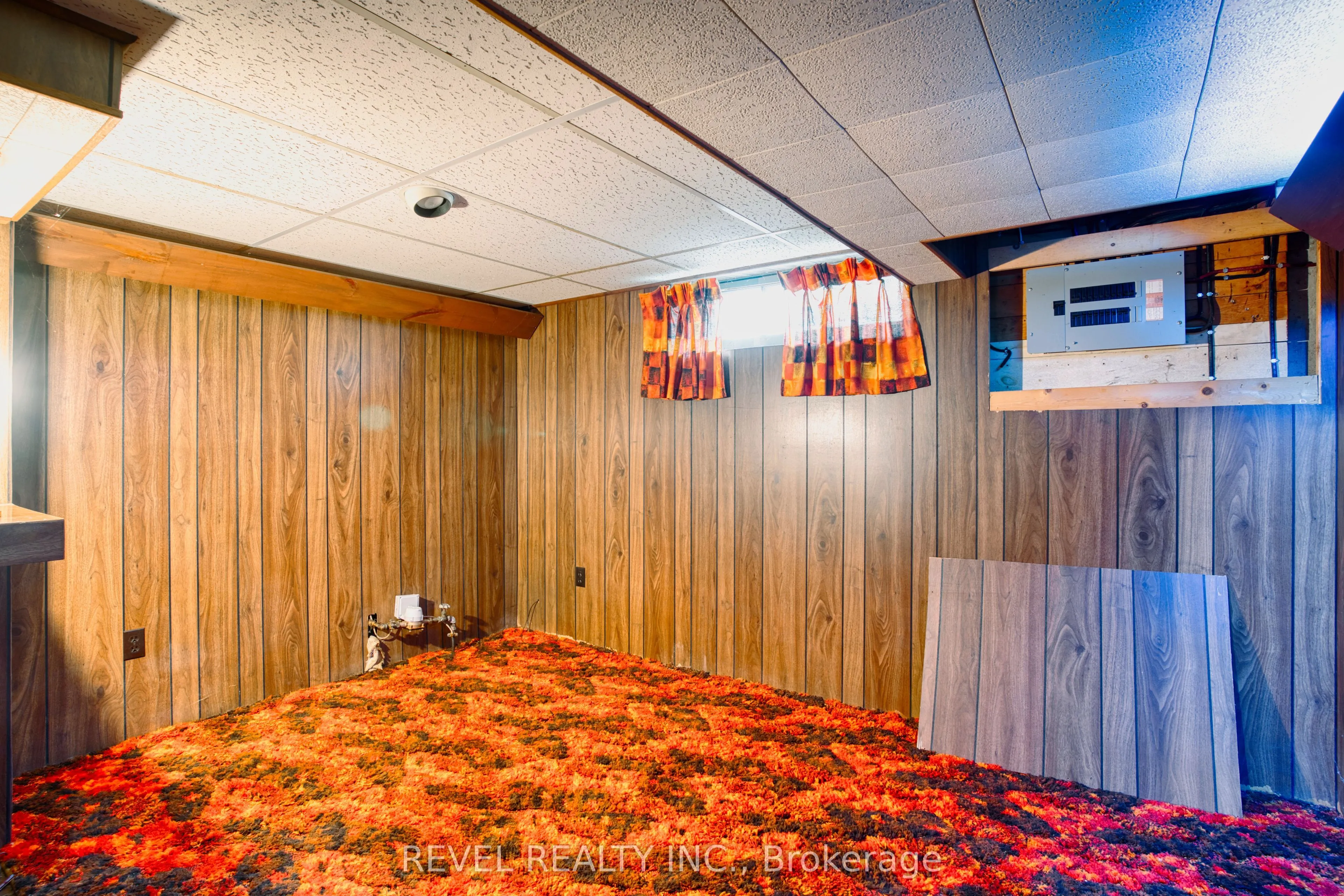 143 Oakside Street