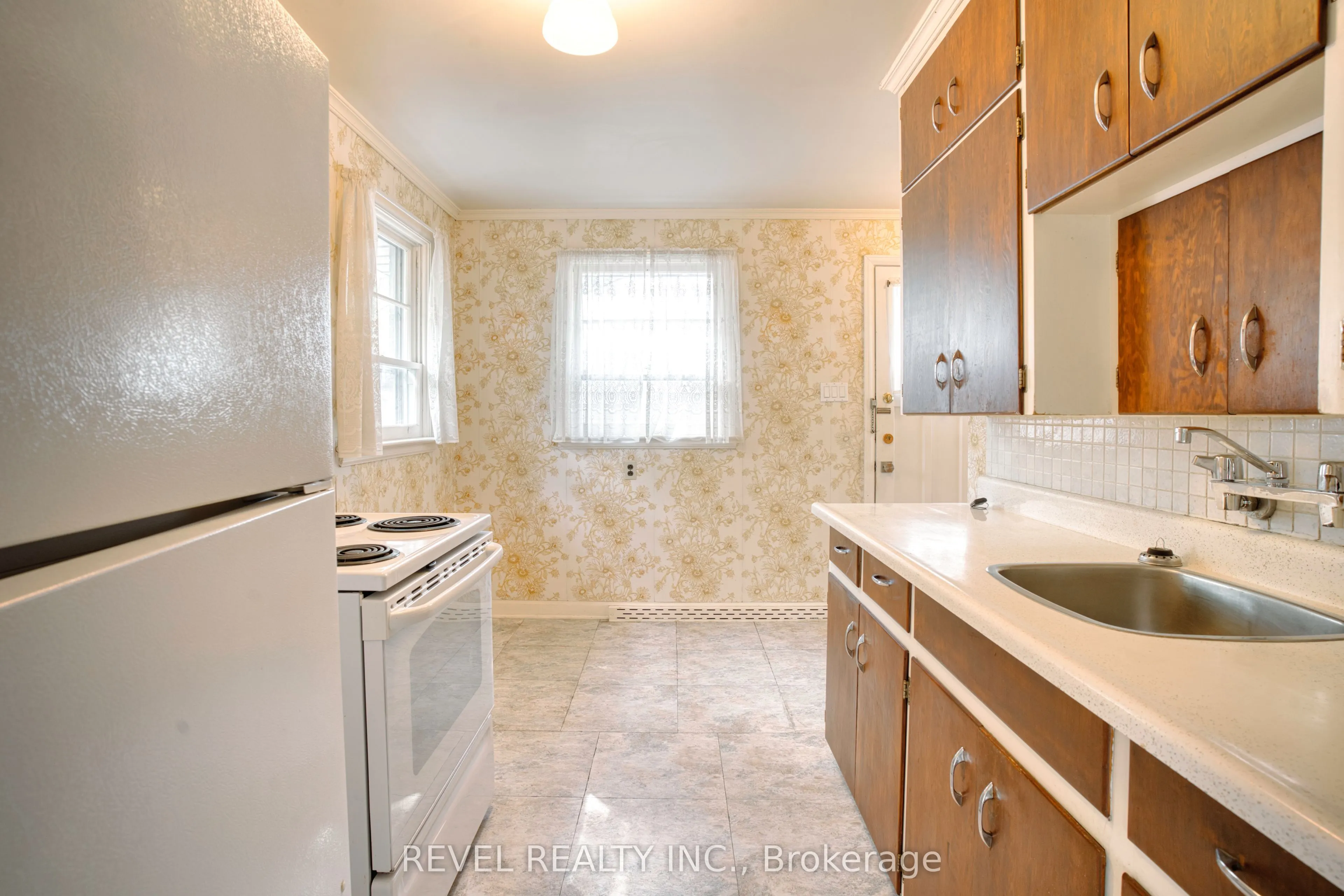 143 Oakside Street