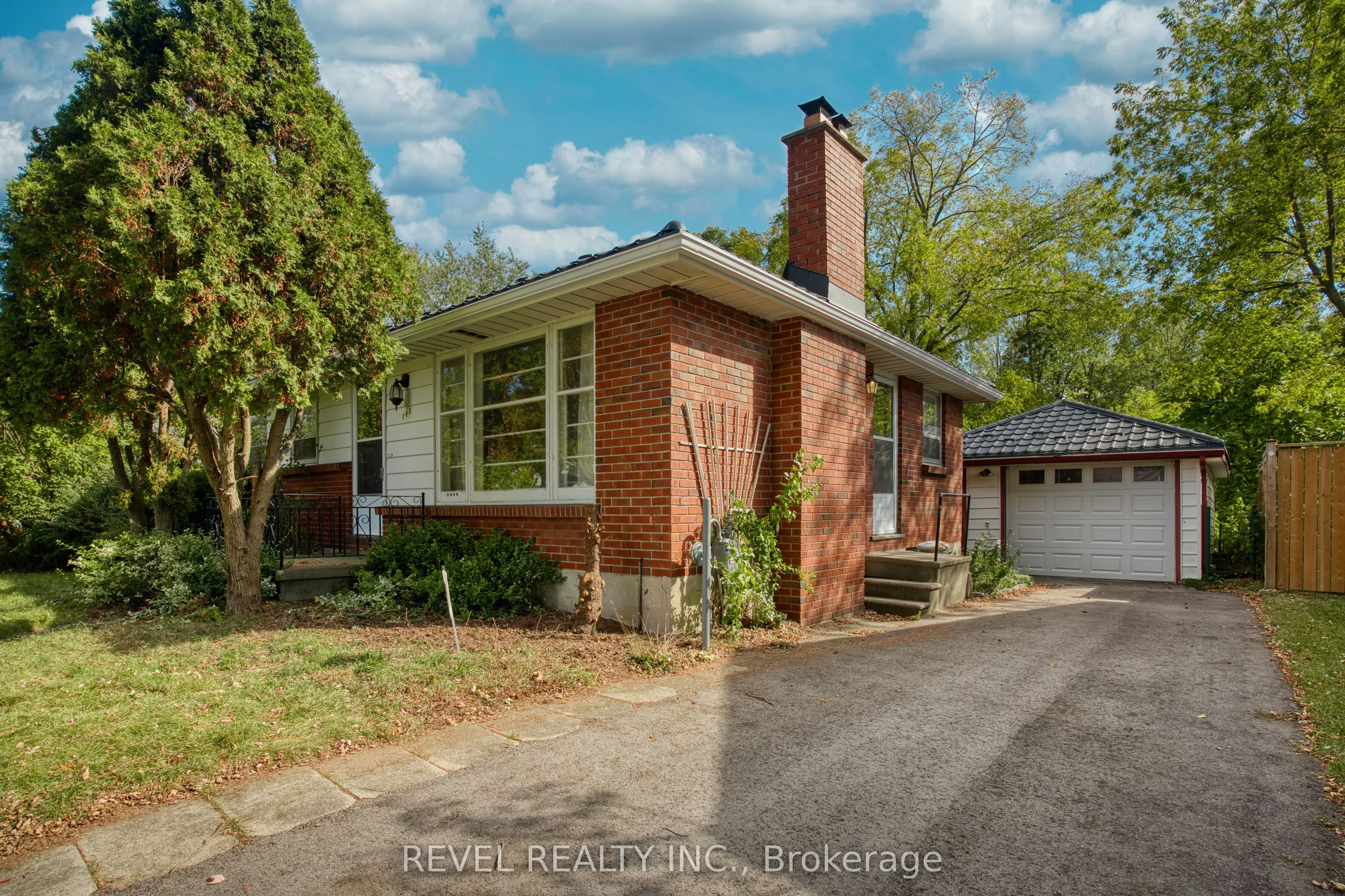 143 Oakside Street