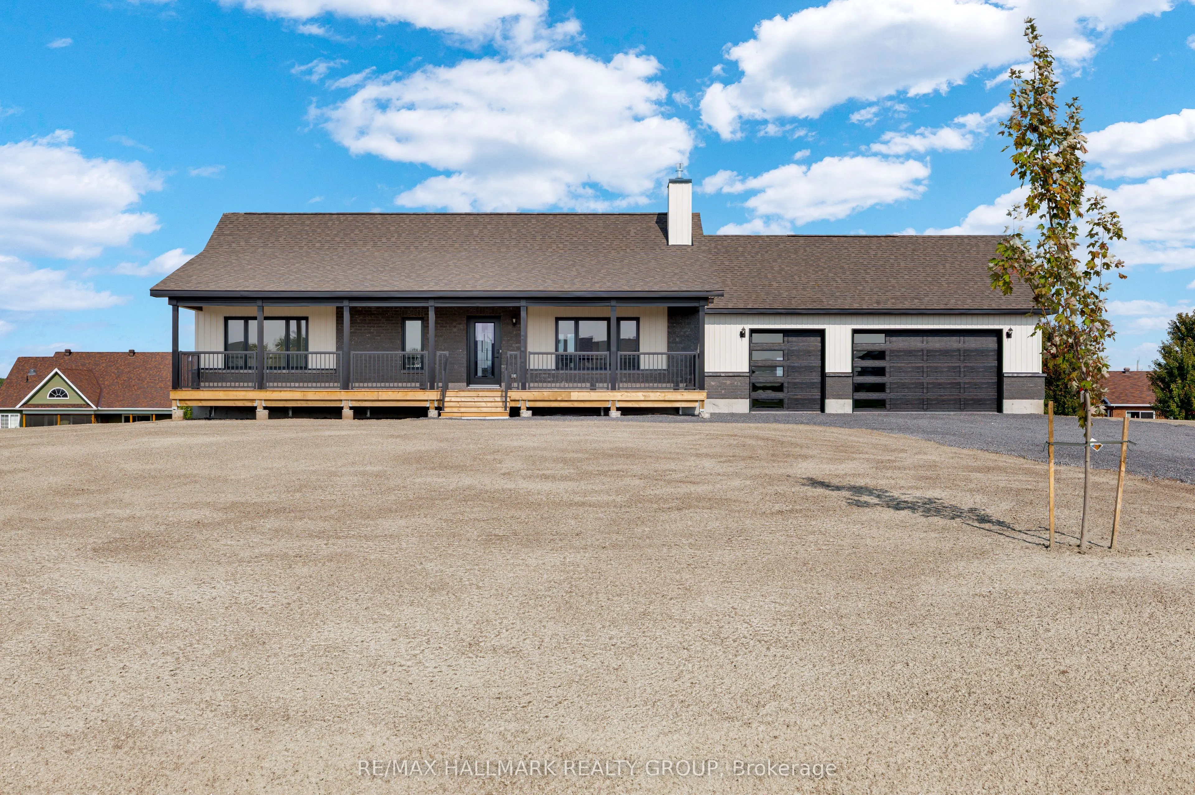 208 Trudeau Crescent