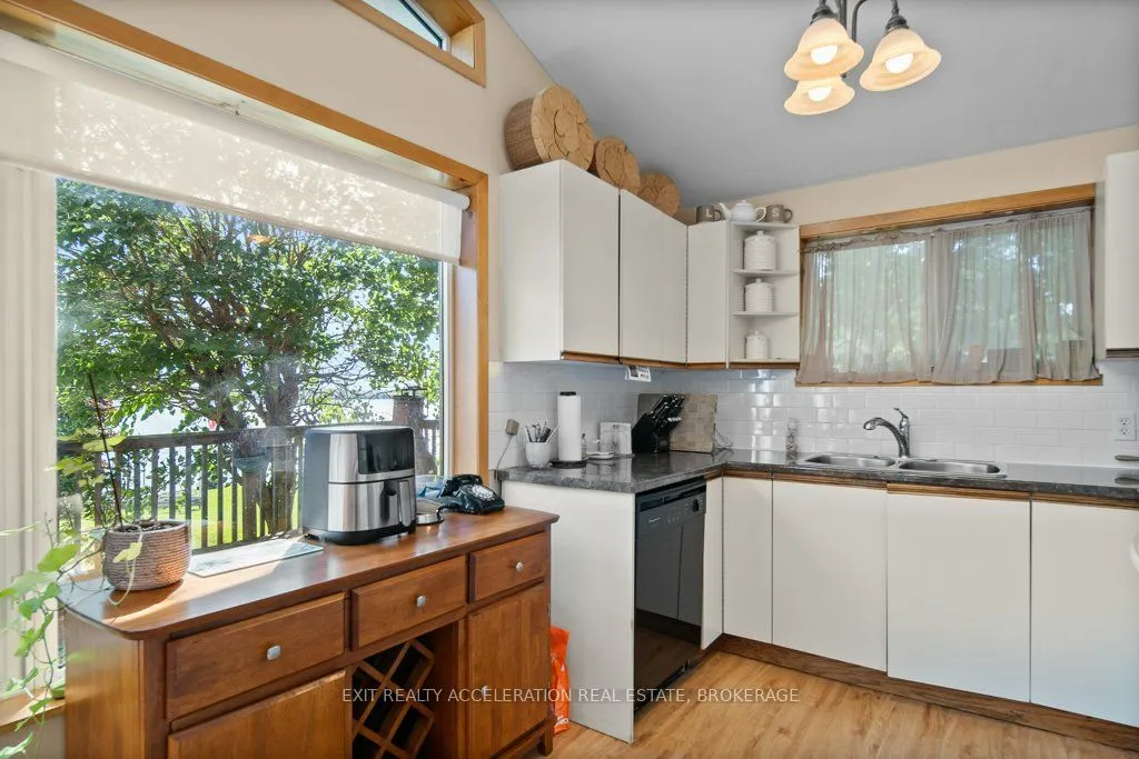 122 Bayview Drive