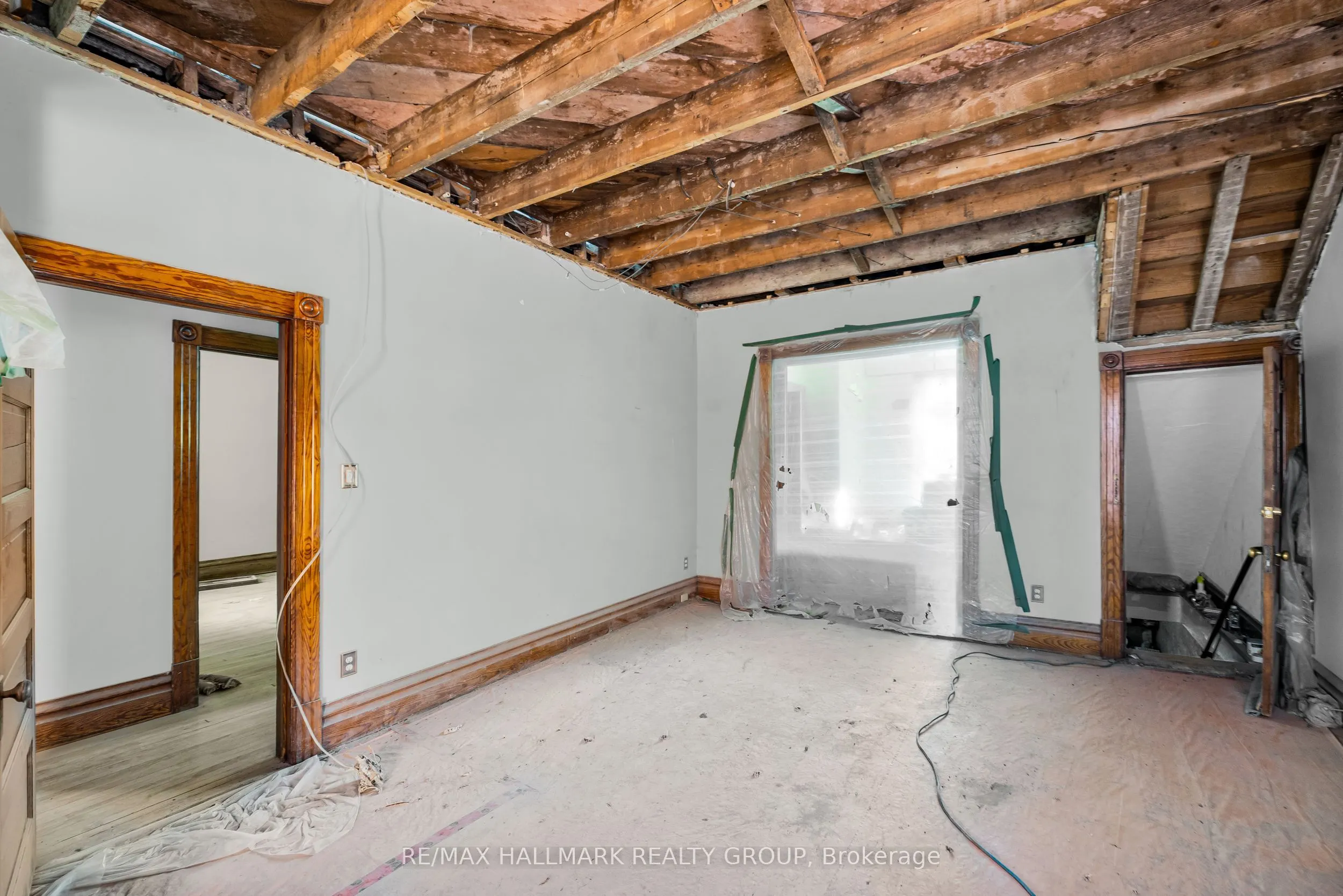 111 Guigues Avenue