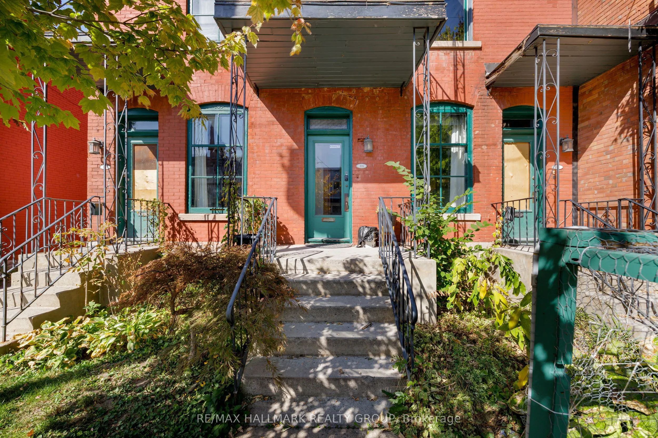 111 Guigues Avenue