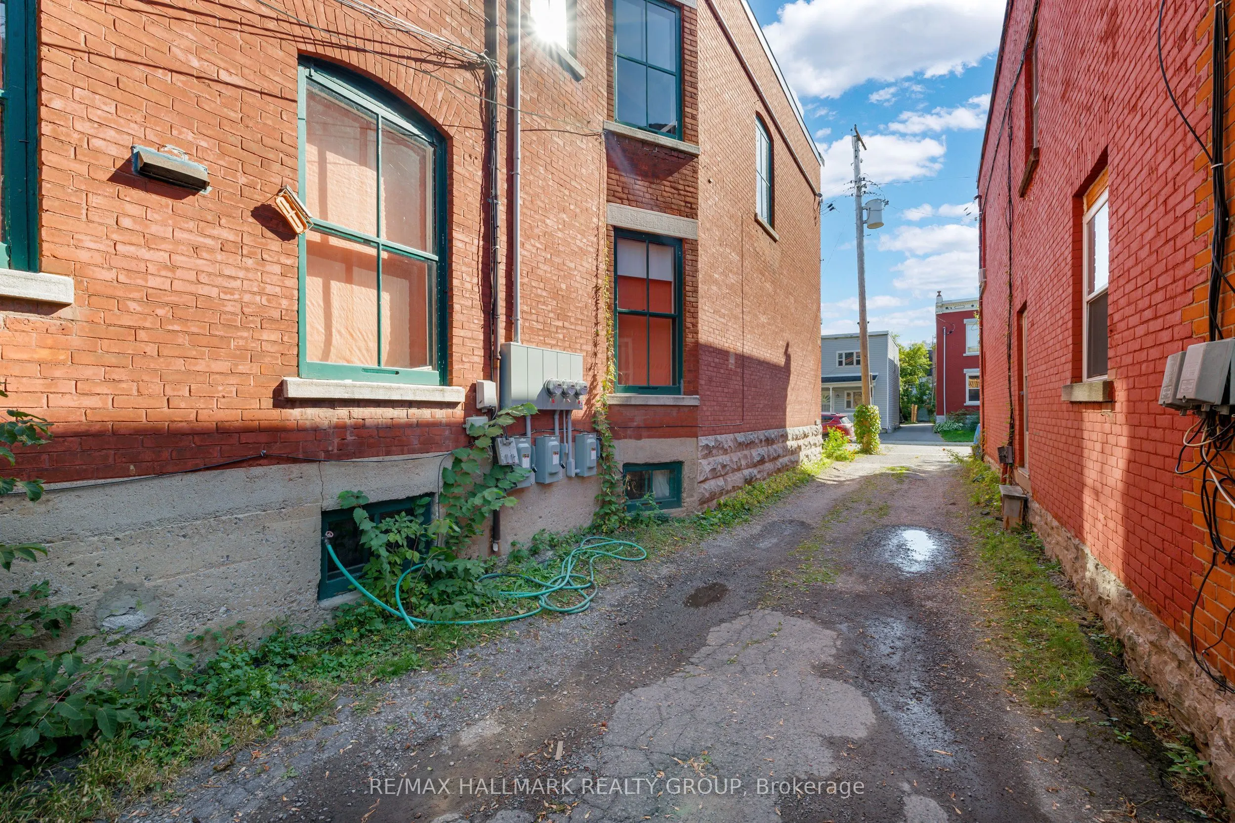 111 Guigues Avenue