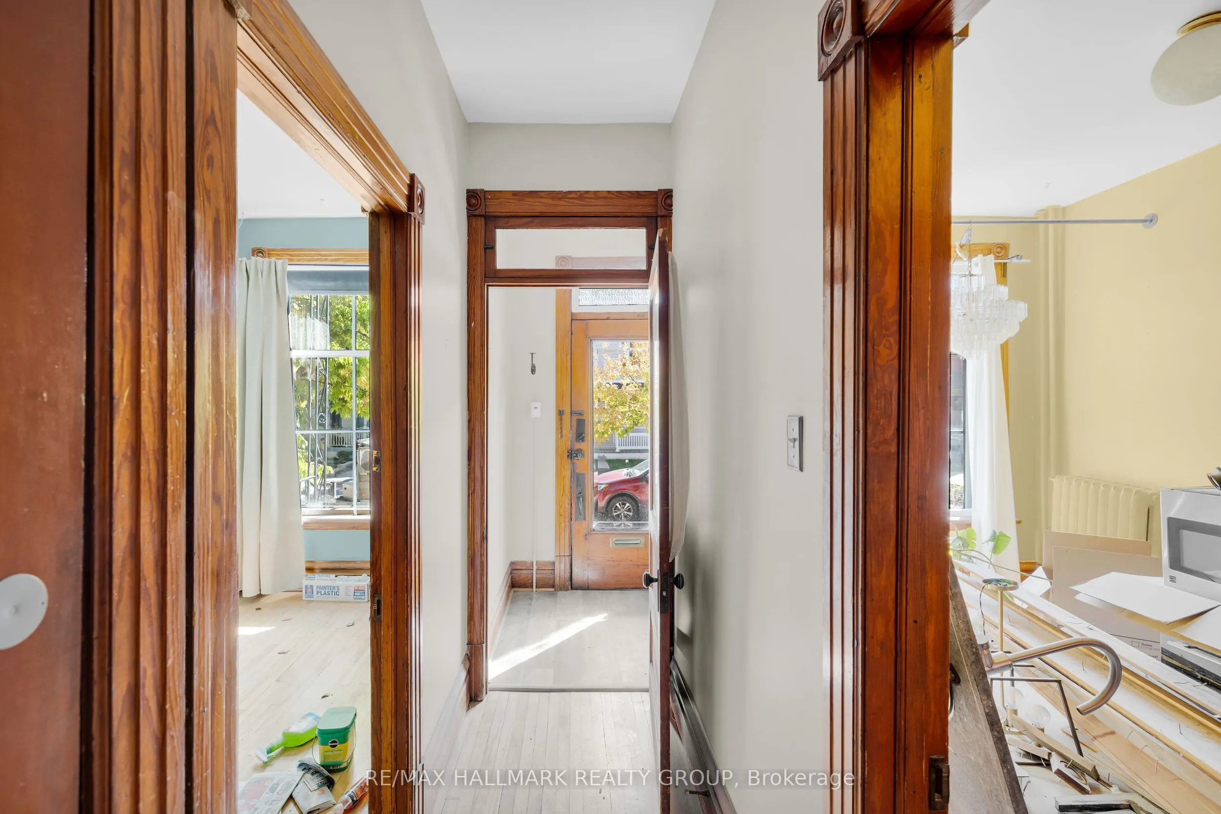 111 Guigues Avenue