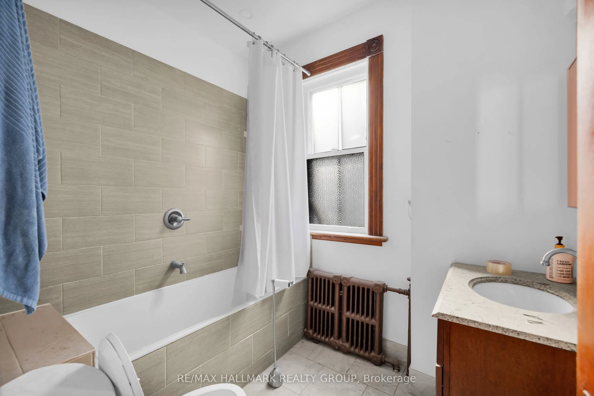 111 Guigues Avenue