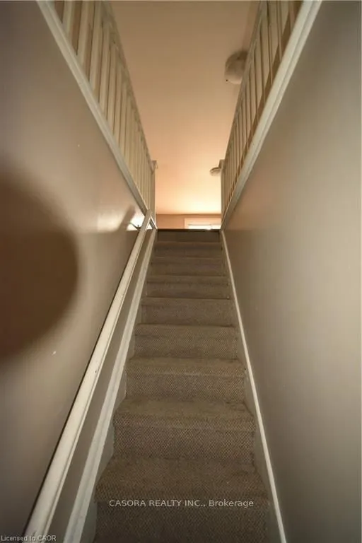 29 MELROSE Avenue, #1