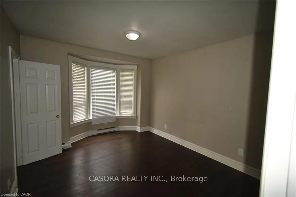 29 MELROSE Avenue, #1