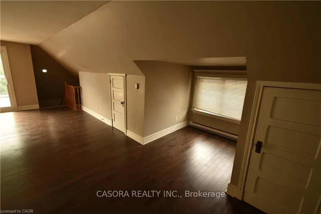 29 MELROSE Avenue, #1