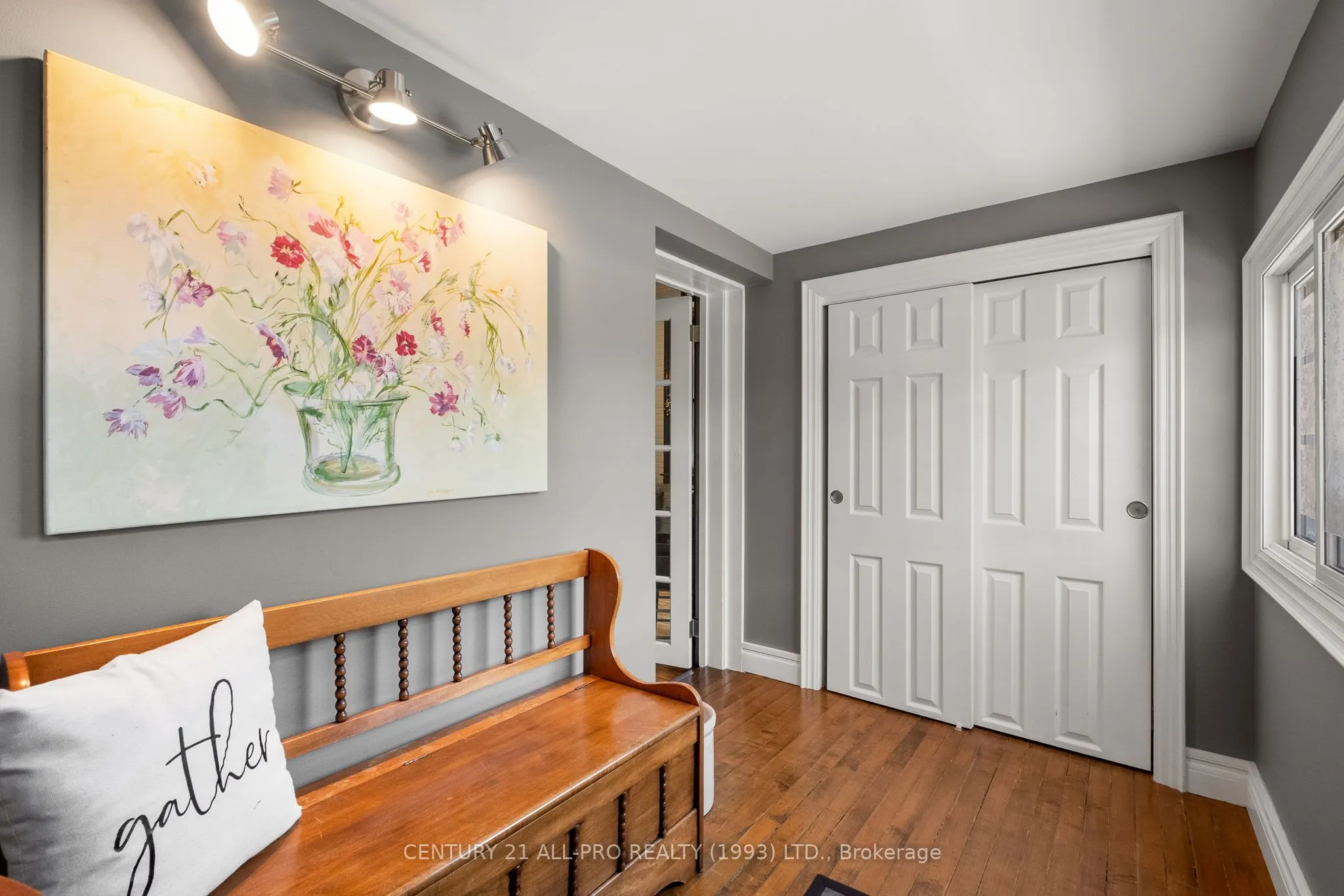 515 Tobacco Road