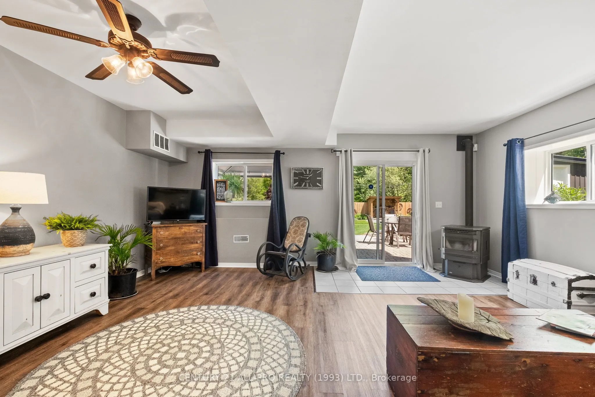 515 Tobacco Road
