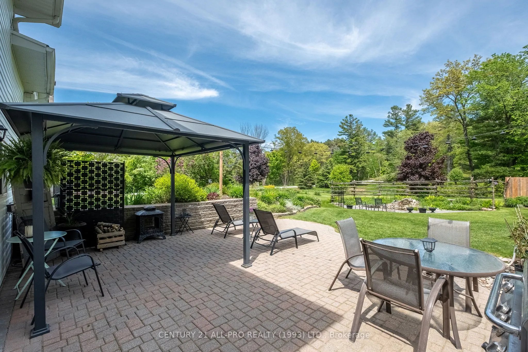 515 Tobacco Road