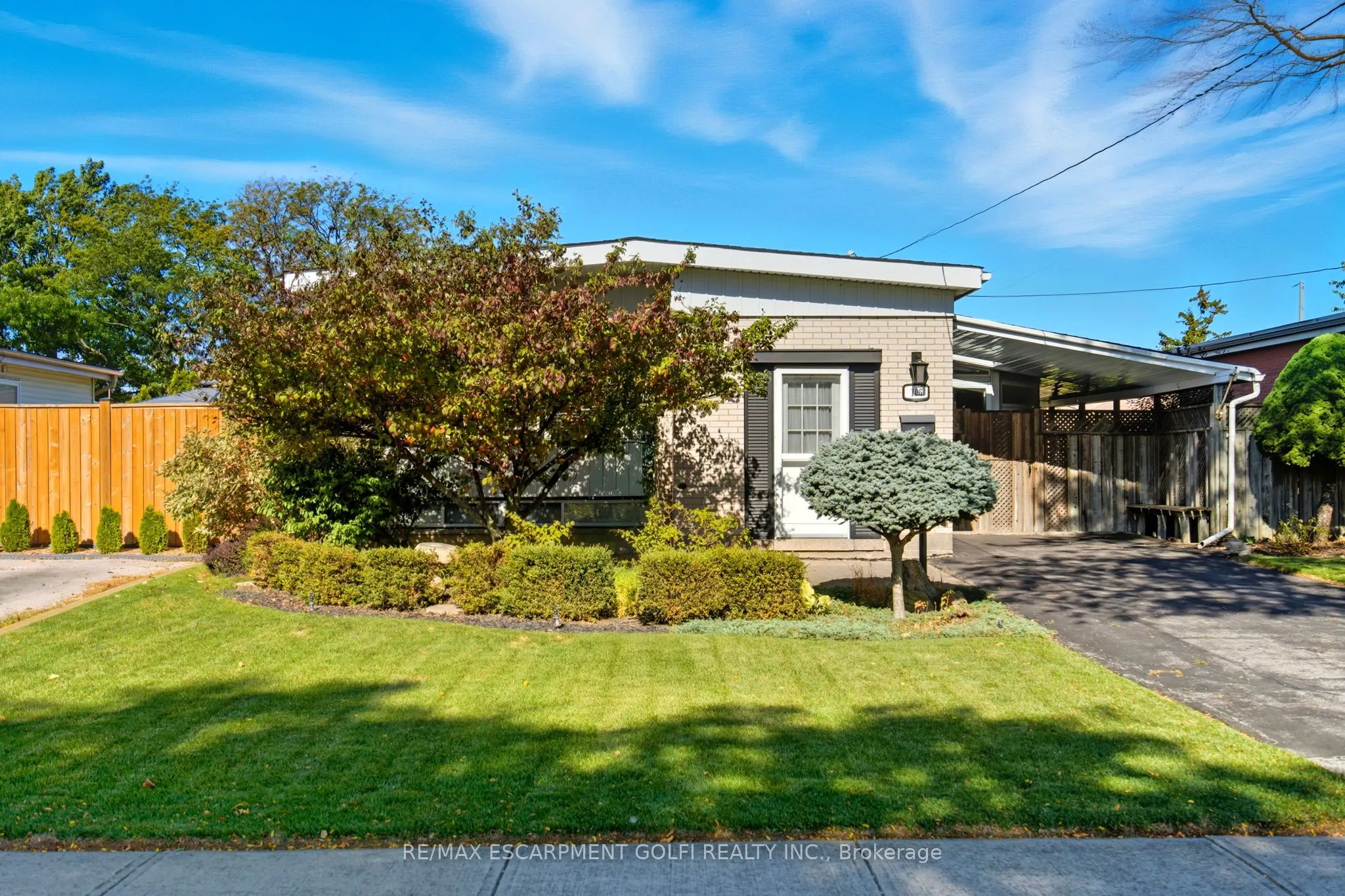 106 Fielding Crescent