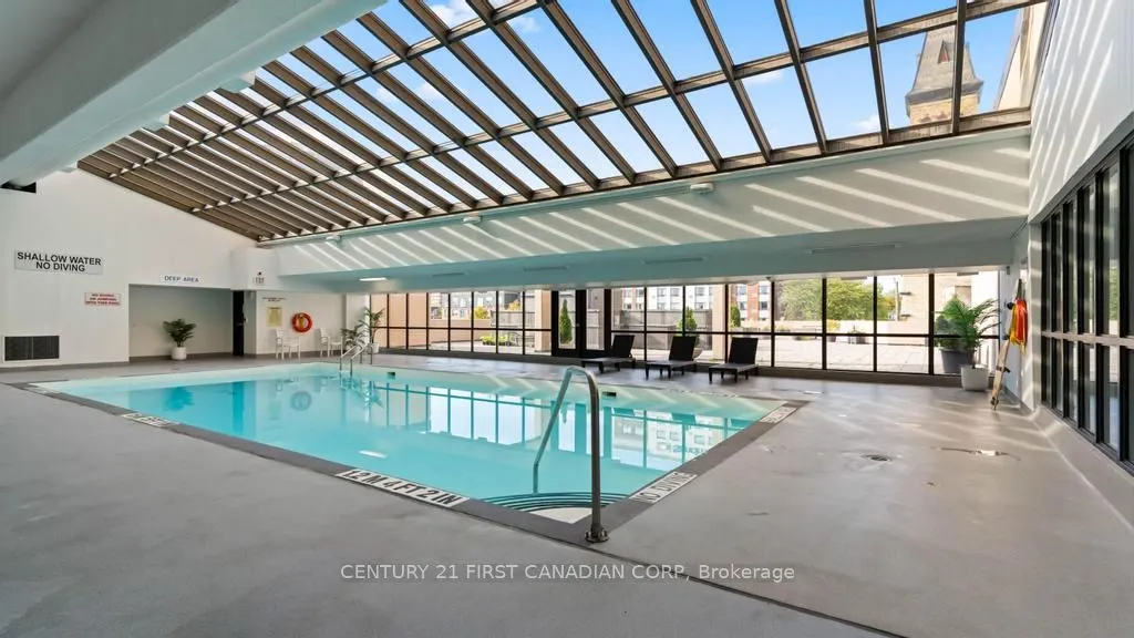 389 Dundas Street, #2207