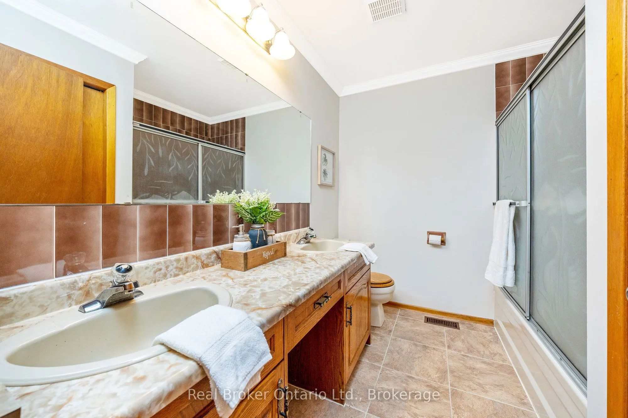 8759 Wellington 124 Road