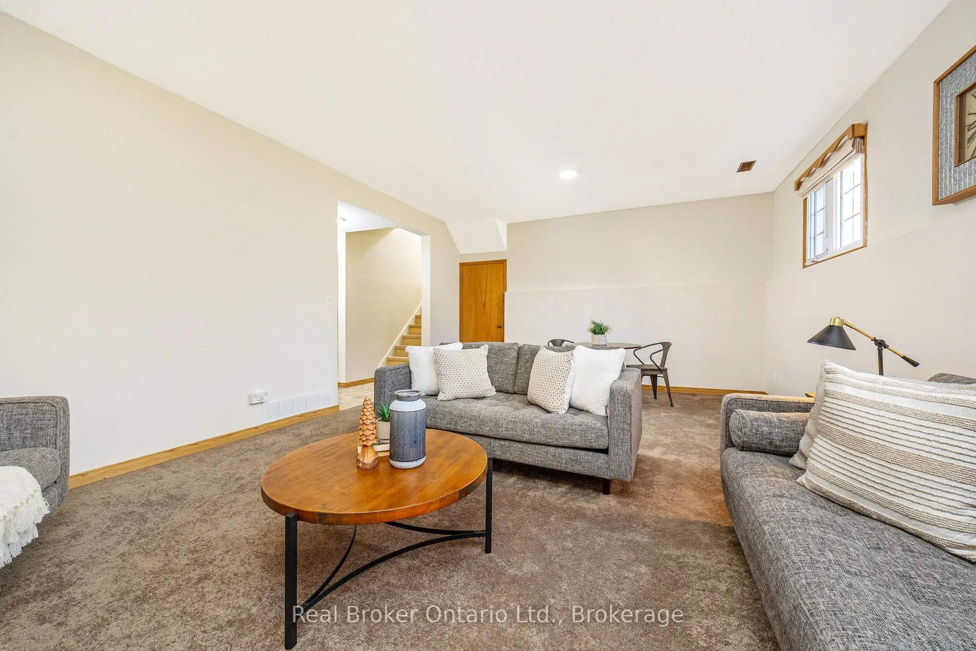 8759 Wellington 124 Road