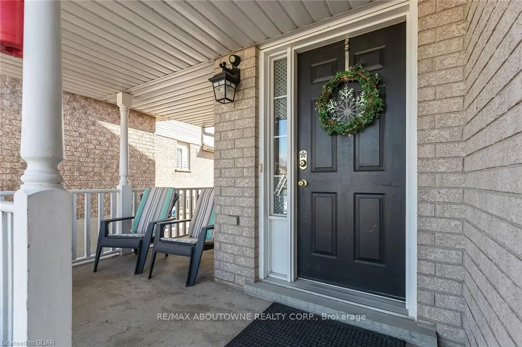 53 Boulder Crescent, #Main
