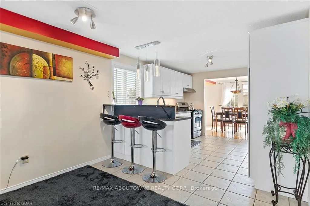 53 Boulder Crescent, #Main