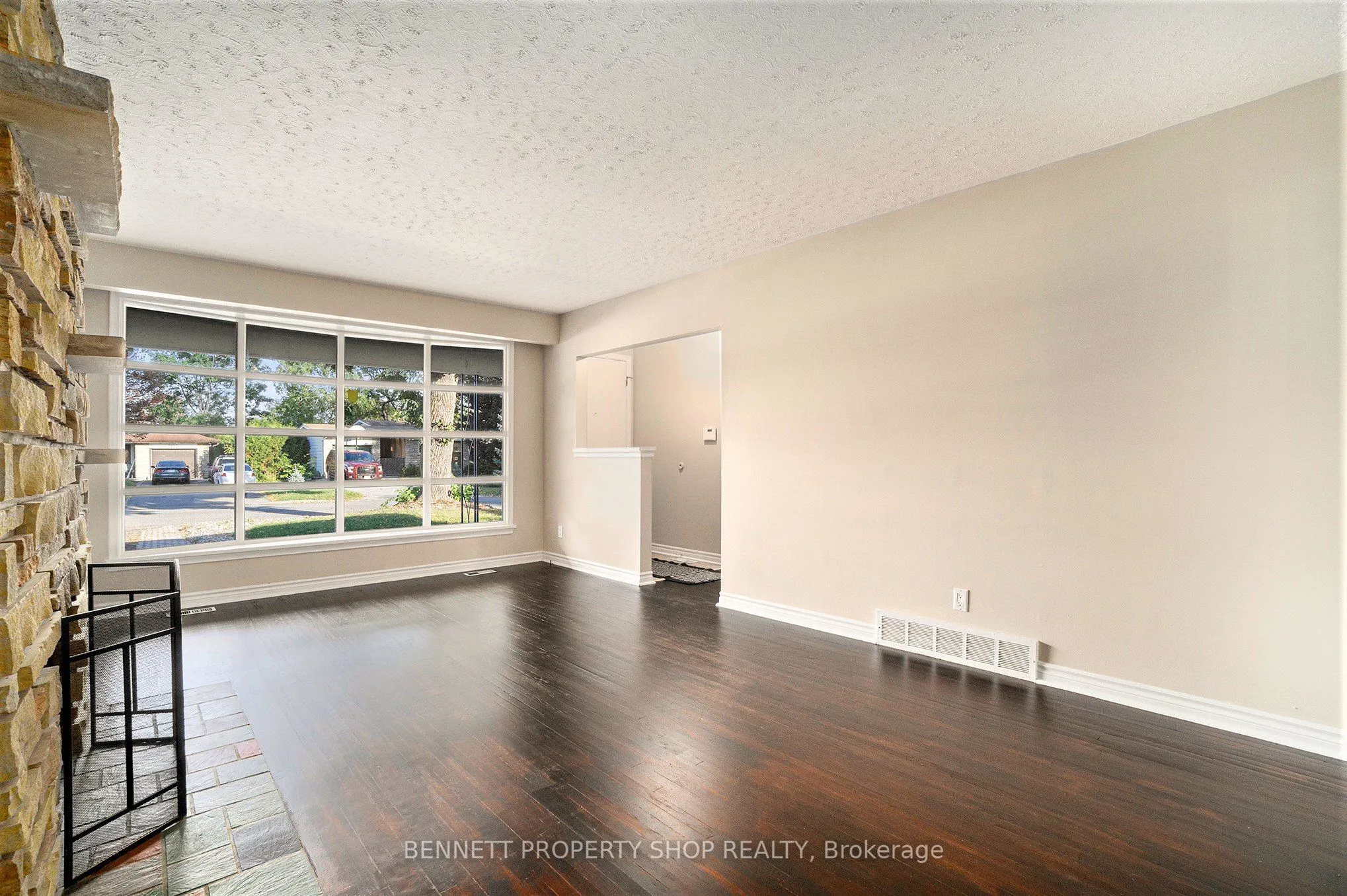 2606 Egan Road