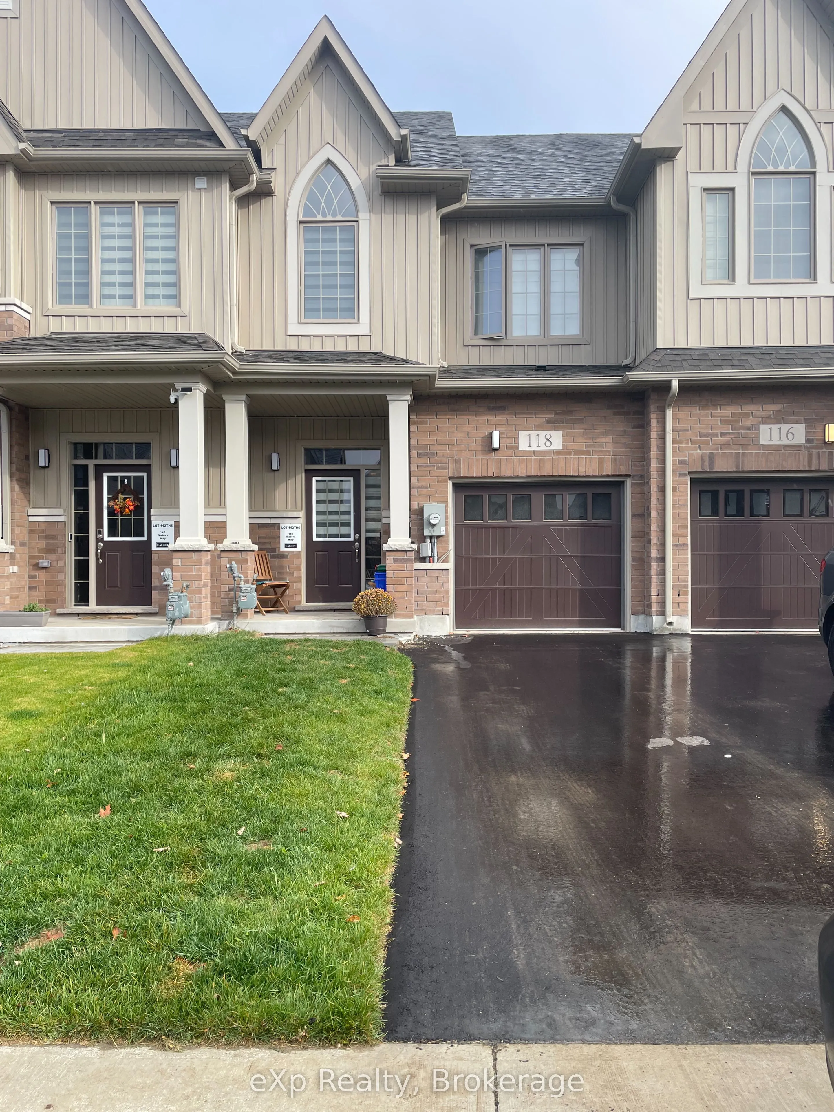 118 WATERS Way
