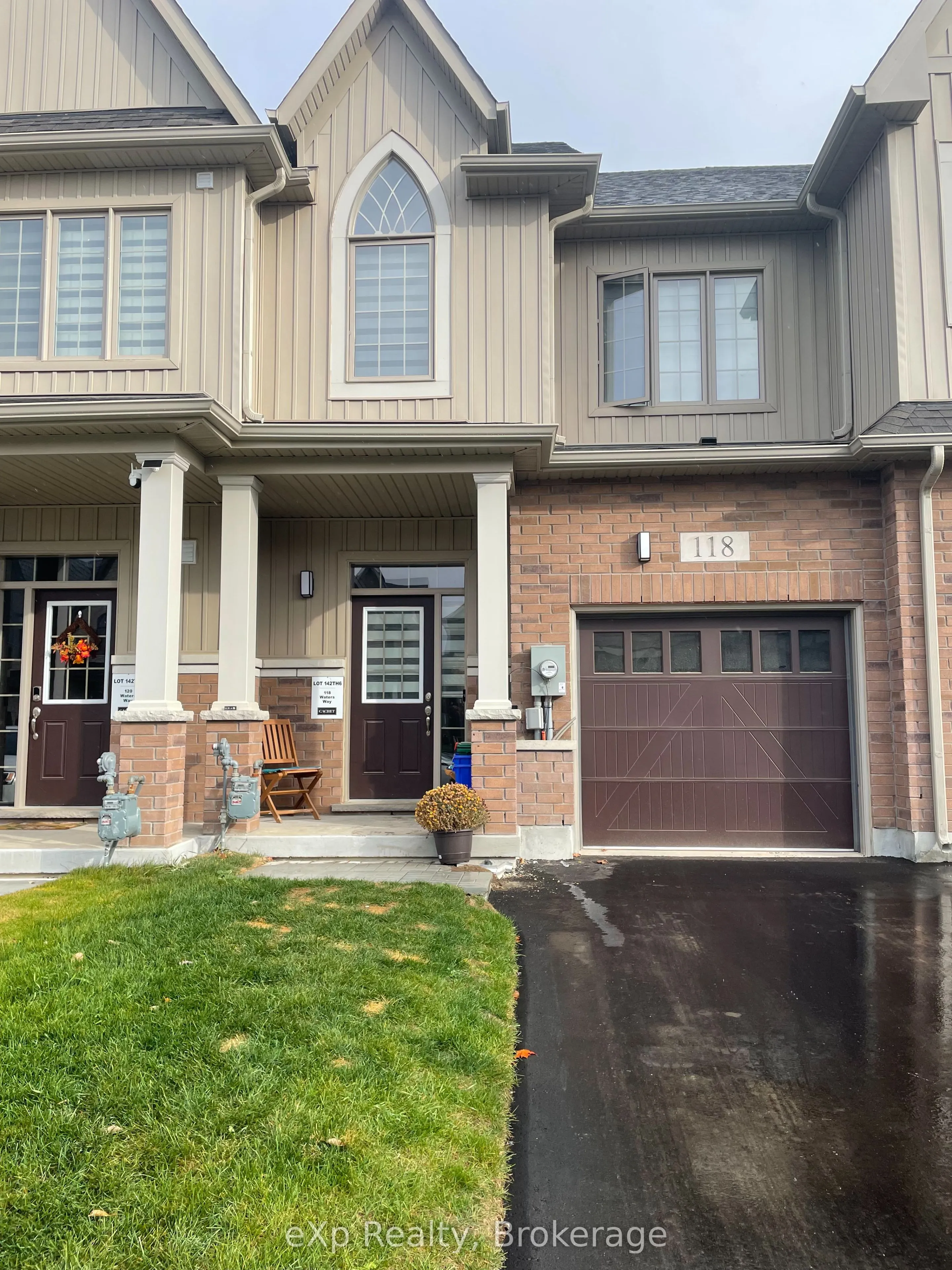 118 WATERS Way
