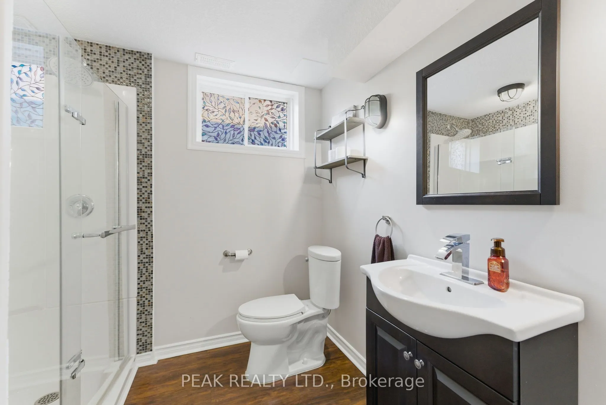 61 Harmer Crescent