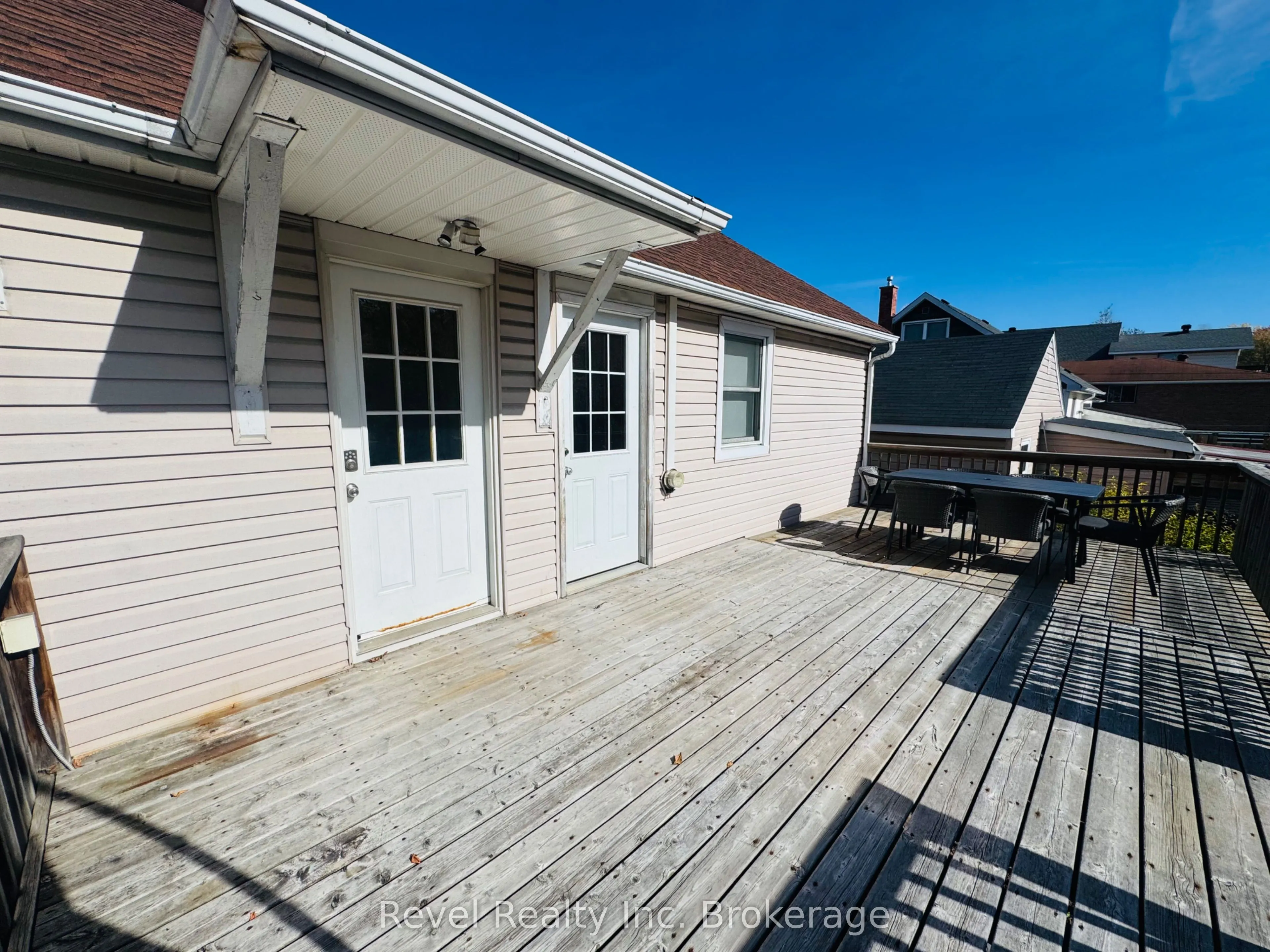 2131 Pearson Street