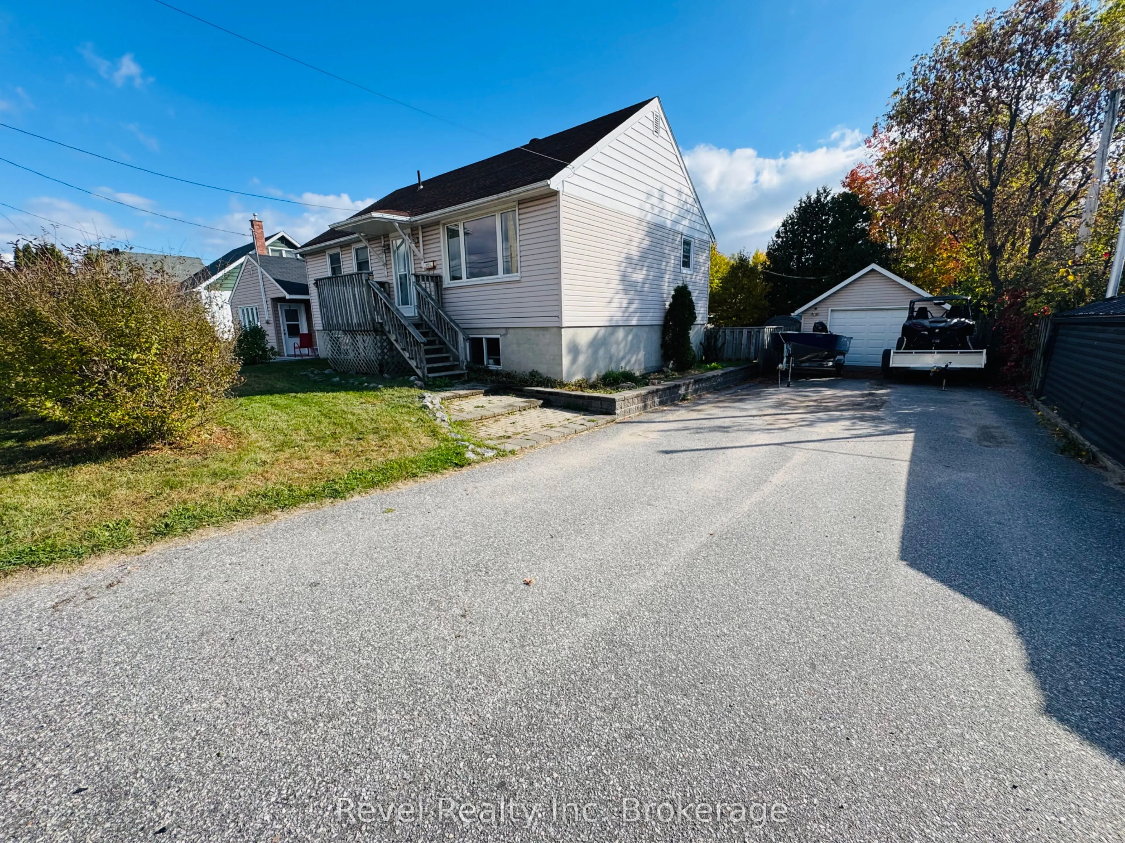 2131 Pearson Street