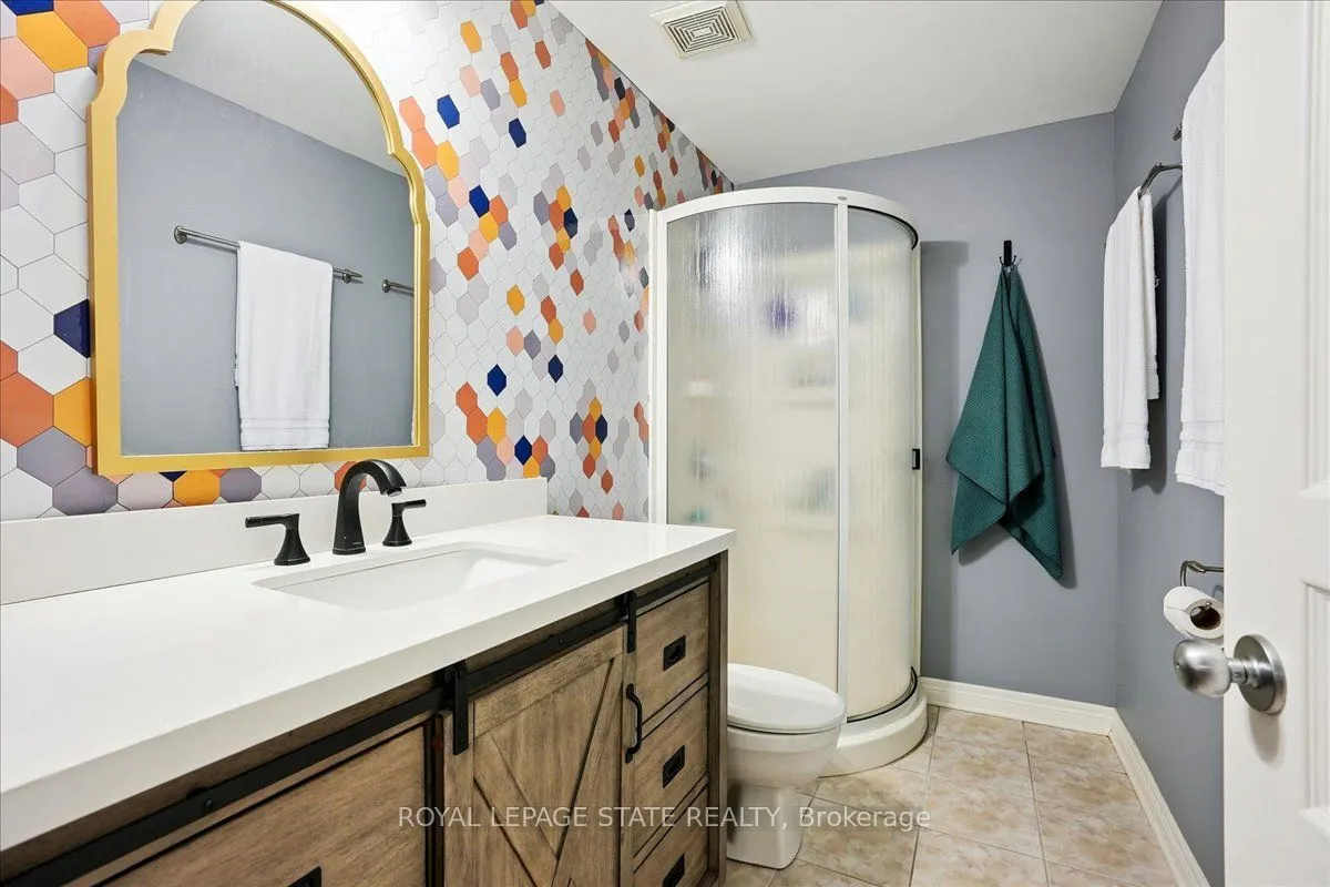 4314 Lindsey Crescent