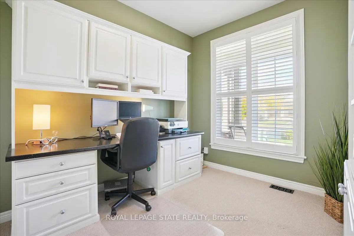 4314 Lindsey Crescent