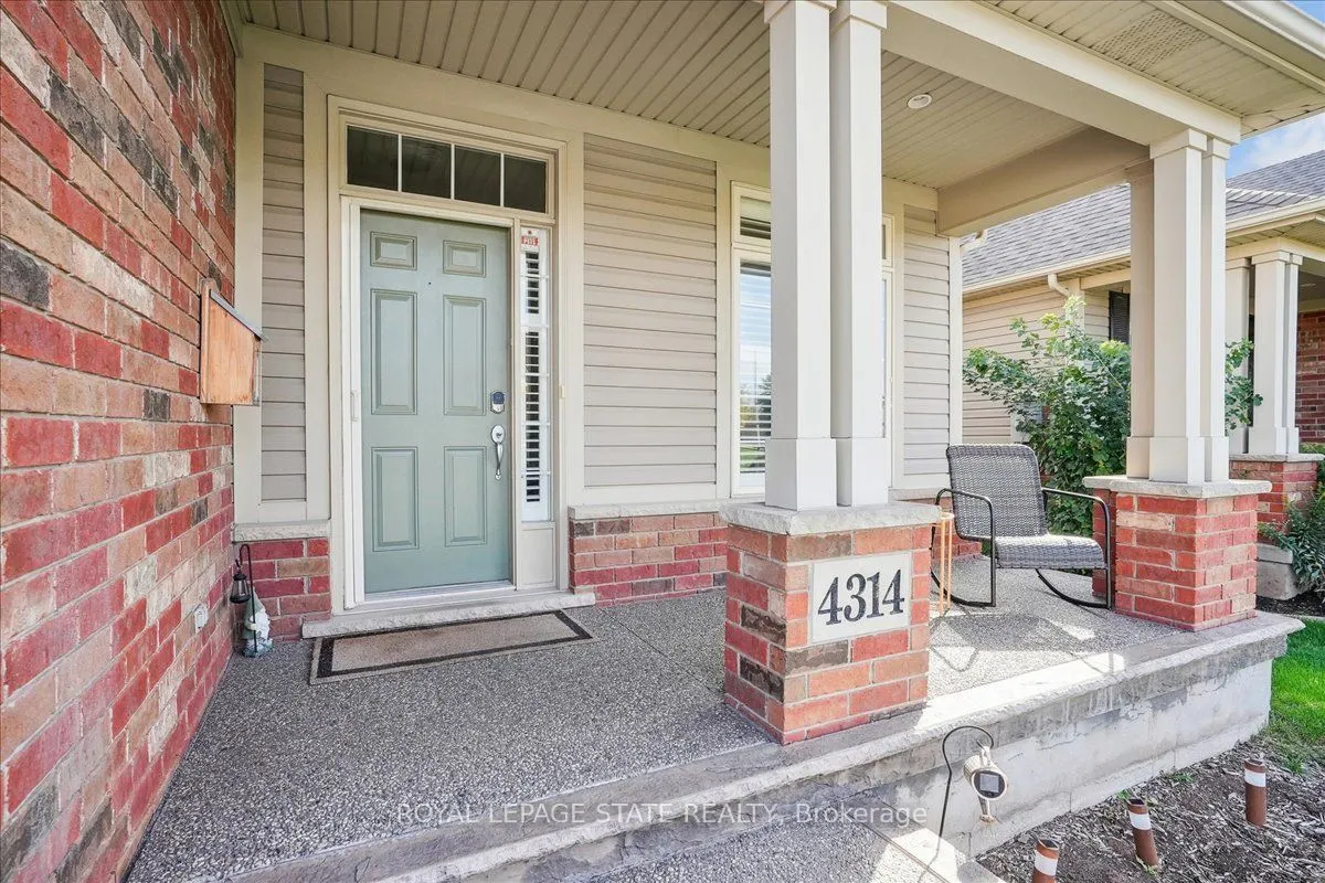 4314 Lindsey Crescent