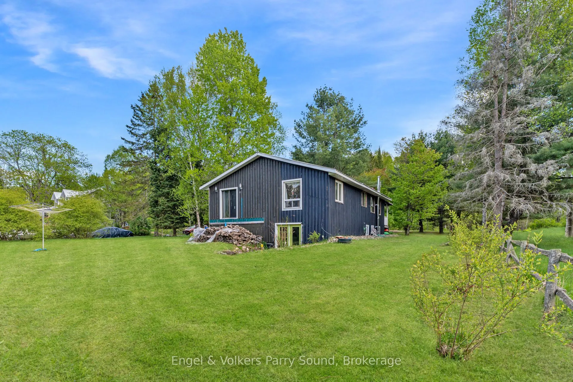34 Gordon Point Road